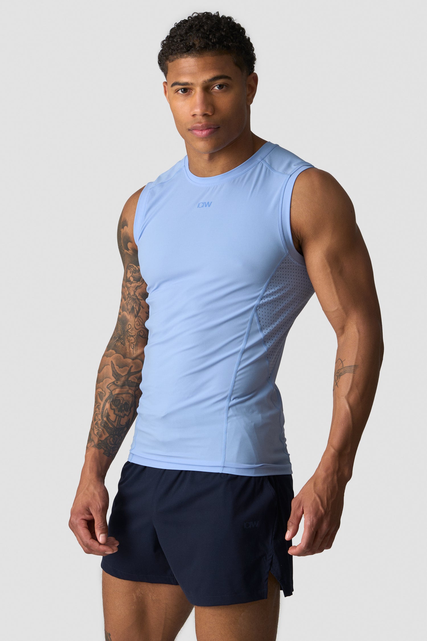 ICIW - Ignite Muscle Fit Tank Top M