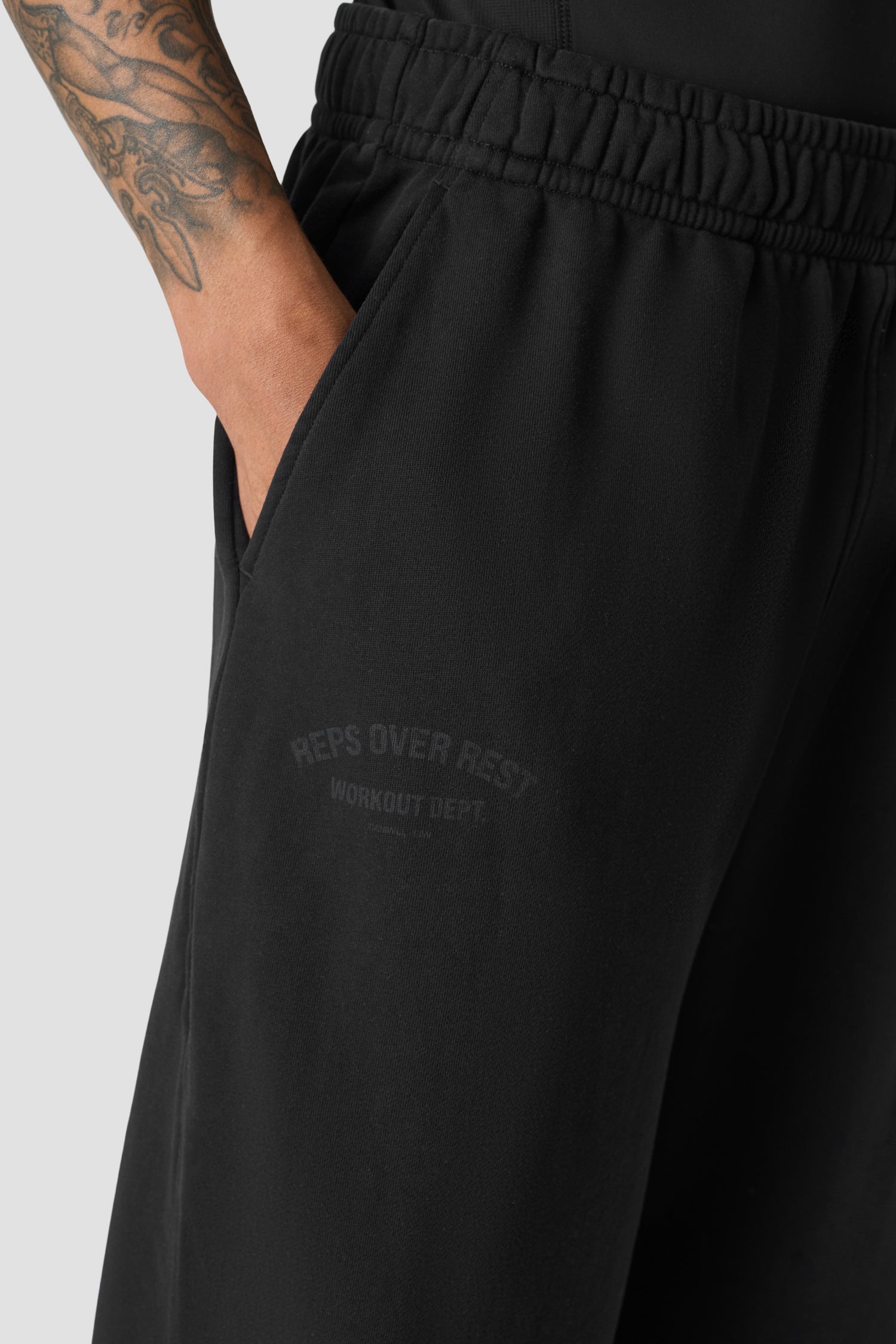ICIW - Grit Wide Trousers M