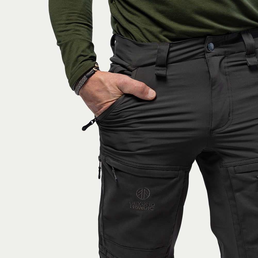 BEYOND NORDIC – v2 Zip-Off Turbukse Herre
