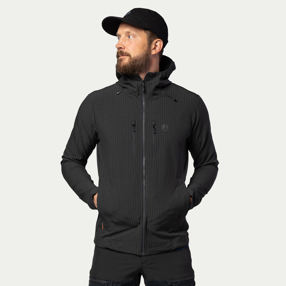 BEYOND NORDIC – Tech Fleece Hoodie Herre