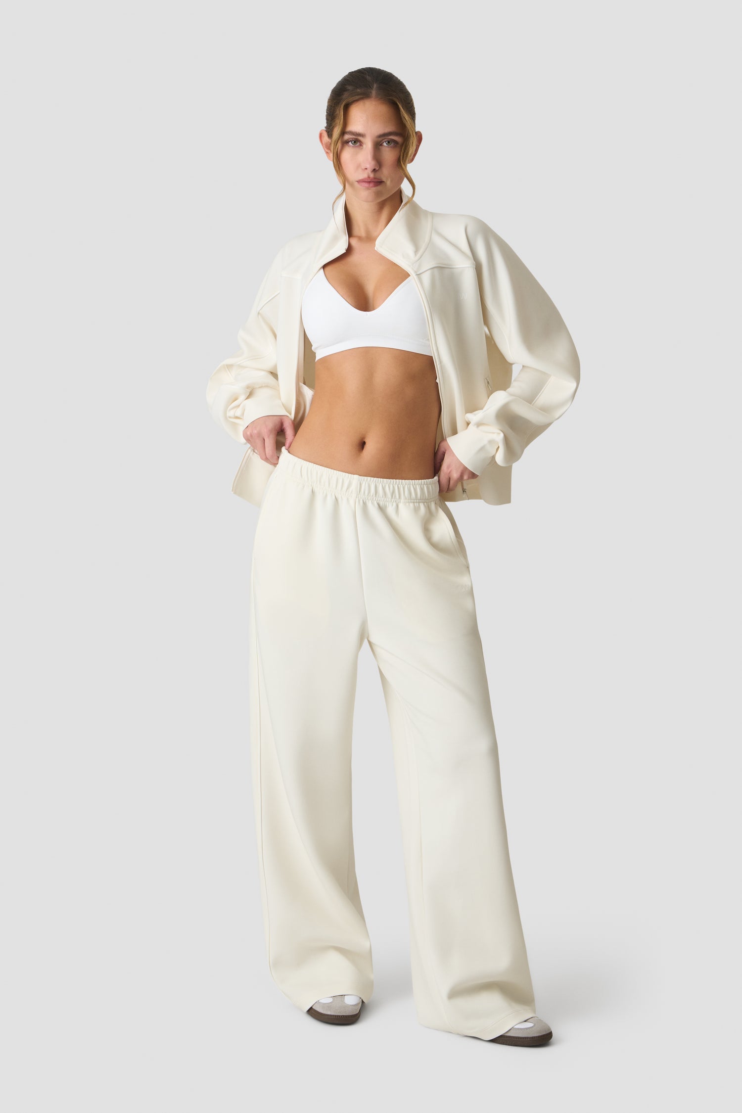 ICIW - Contrast Straight Leg Pants