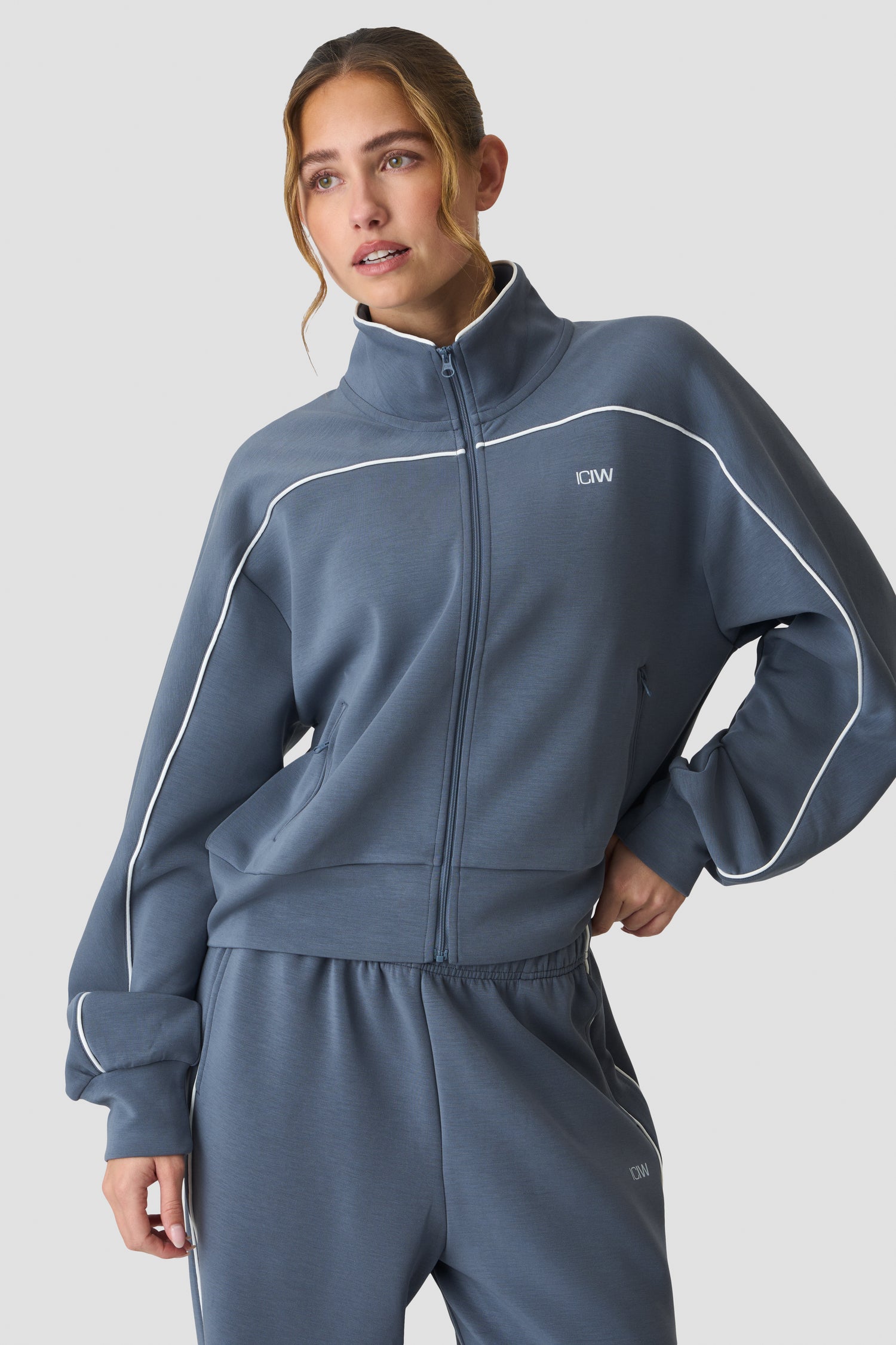 ICIW - Contrast Zip Jacket