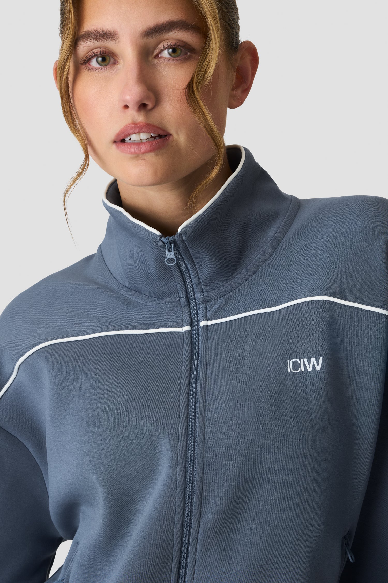 ICIW - Contrast Zip Jacket