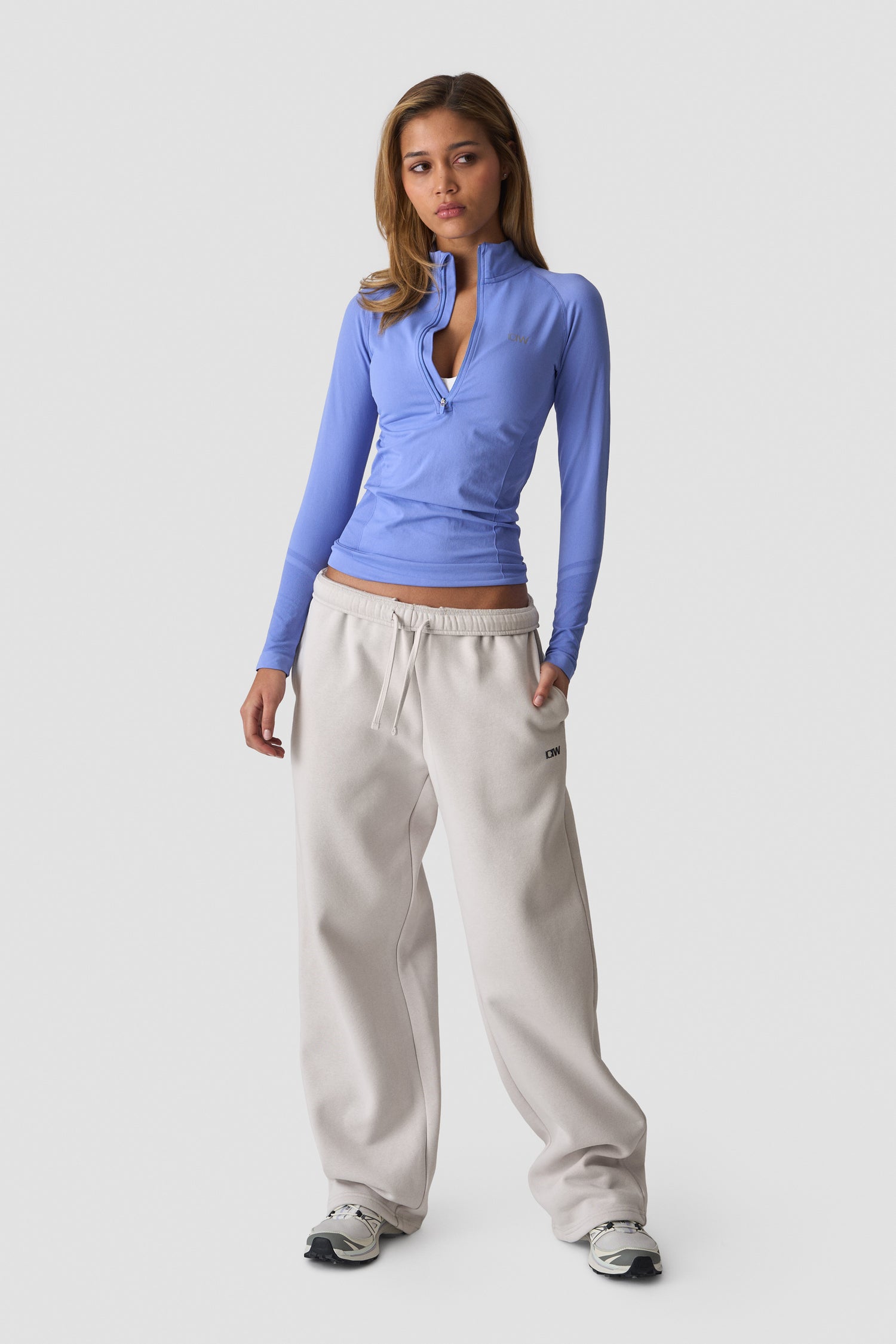 ICIW - Define Seamless 1/2 Zip