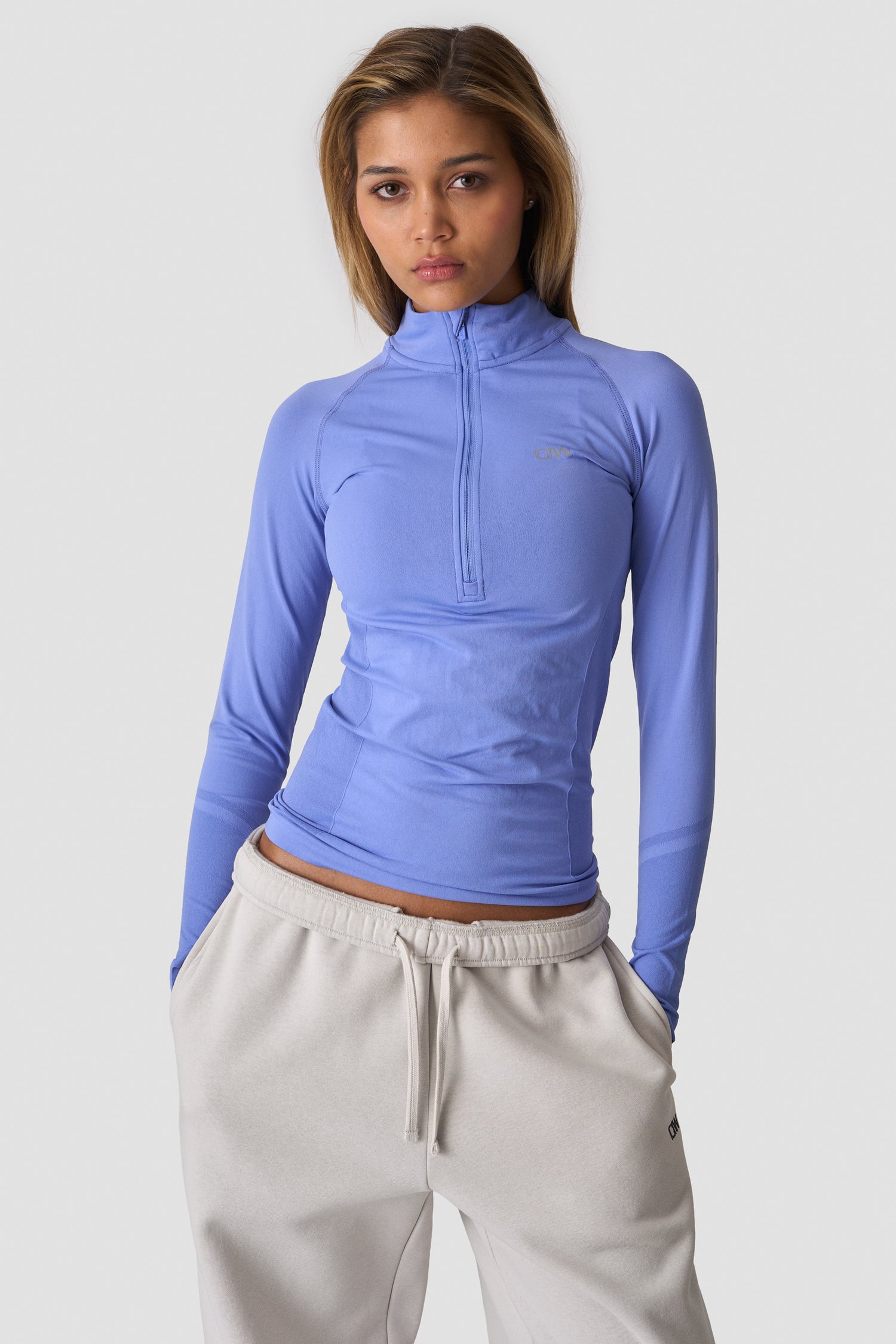 ICIW - Define Seamless 1/2 Zip