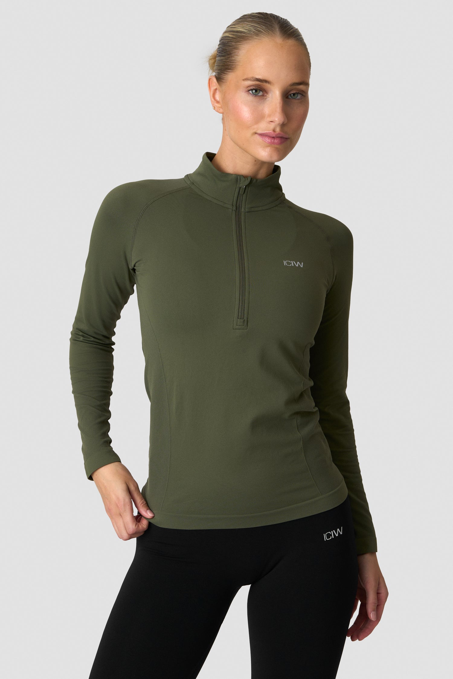 ICIW - Define Seamless 1/2 Zip