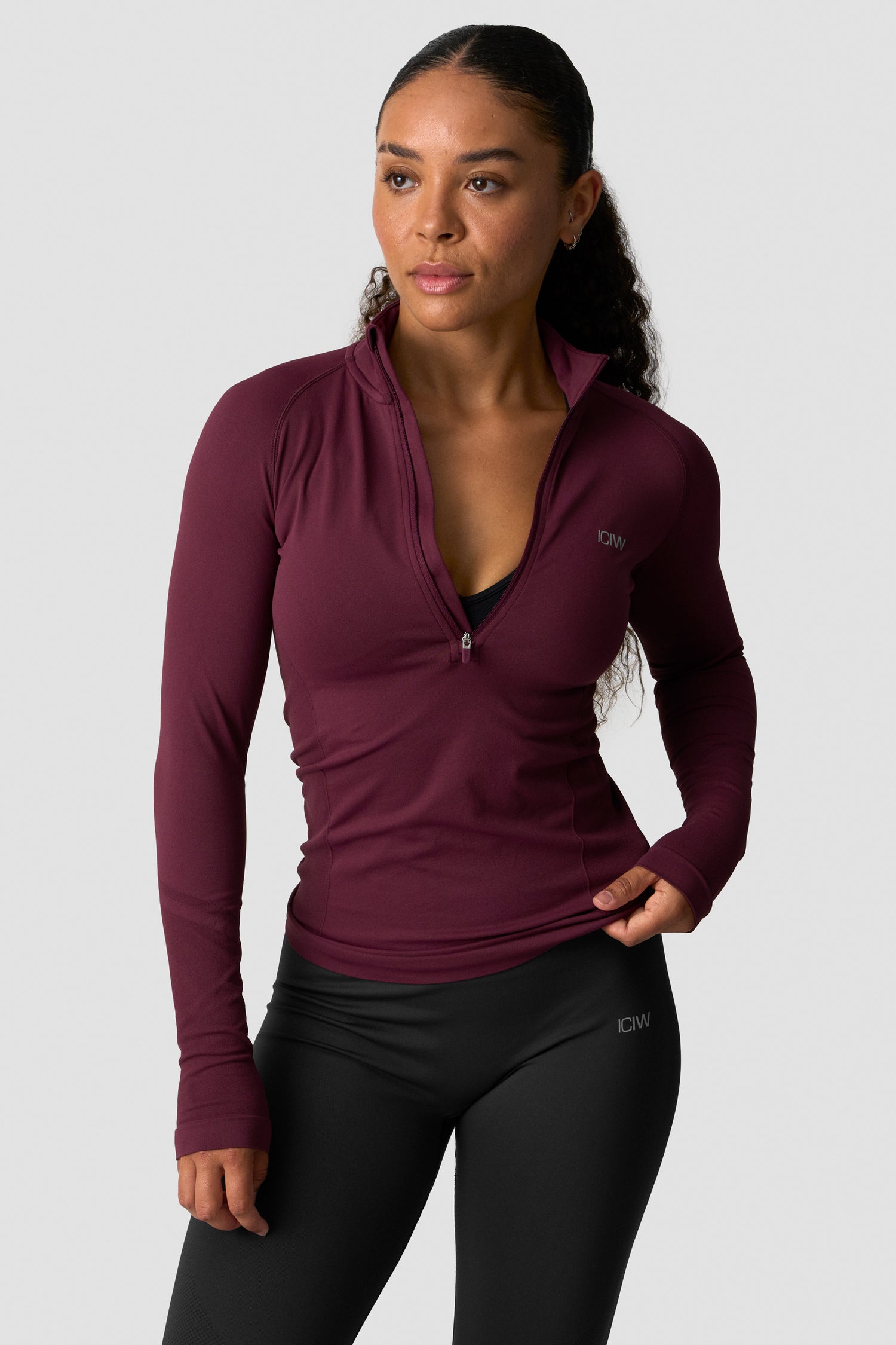 ICIW - Define Seamless 1/2 Zip