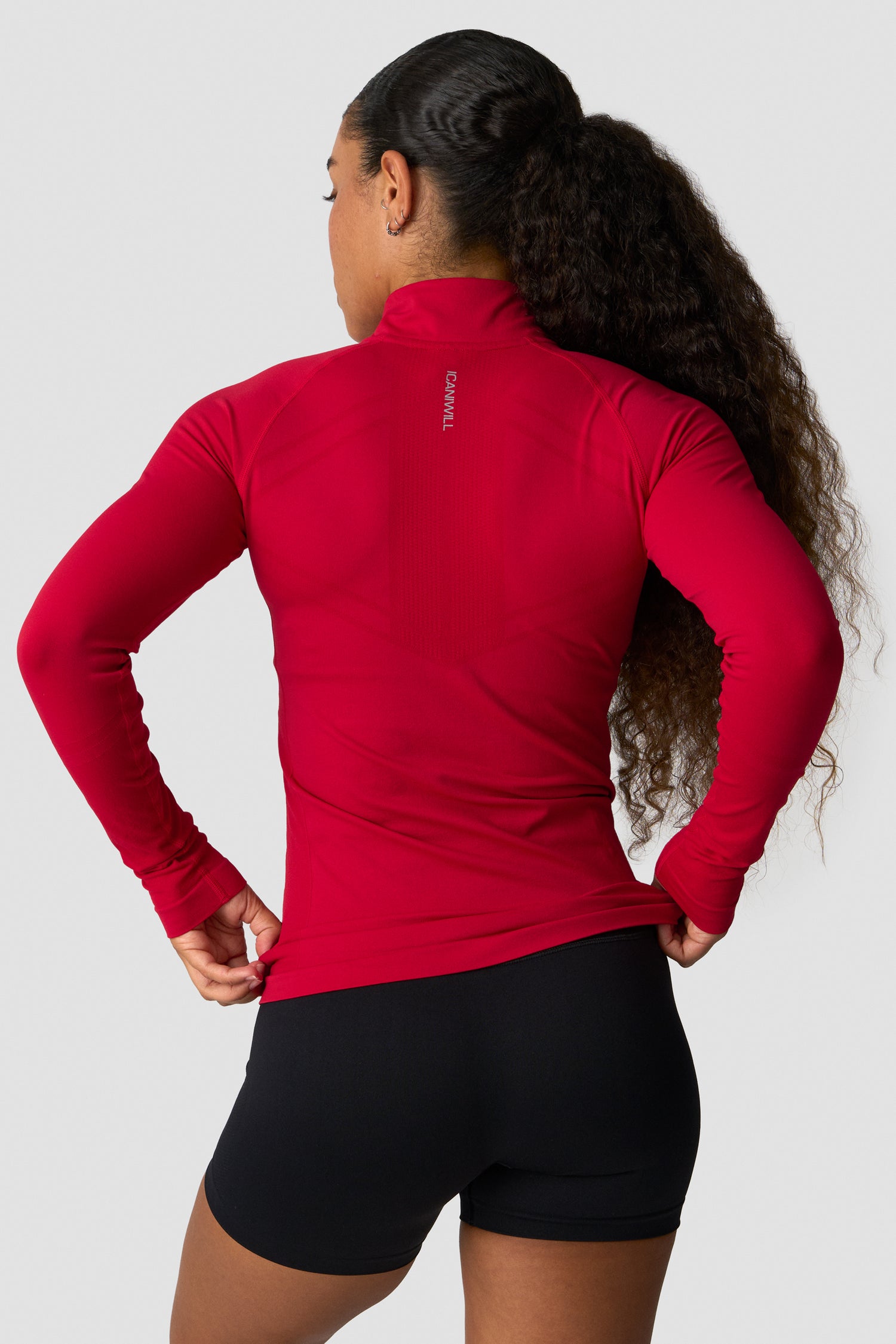 ICIW - Define Seamless 1/2 Zip