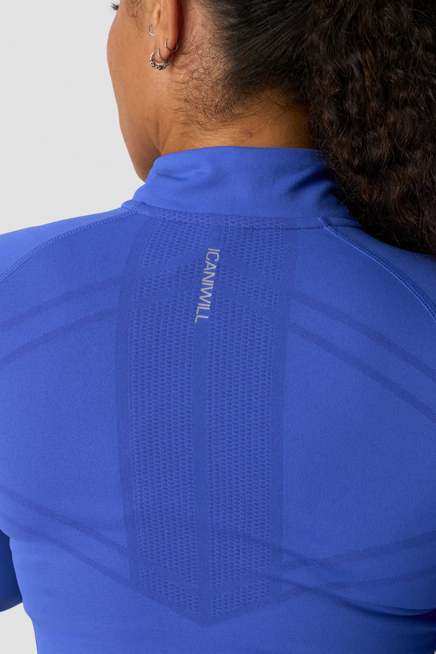ICIW - Define Seamless 1/2 Zip