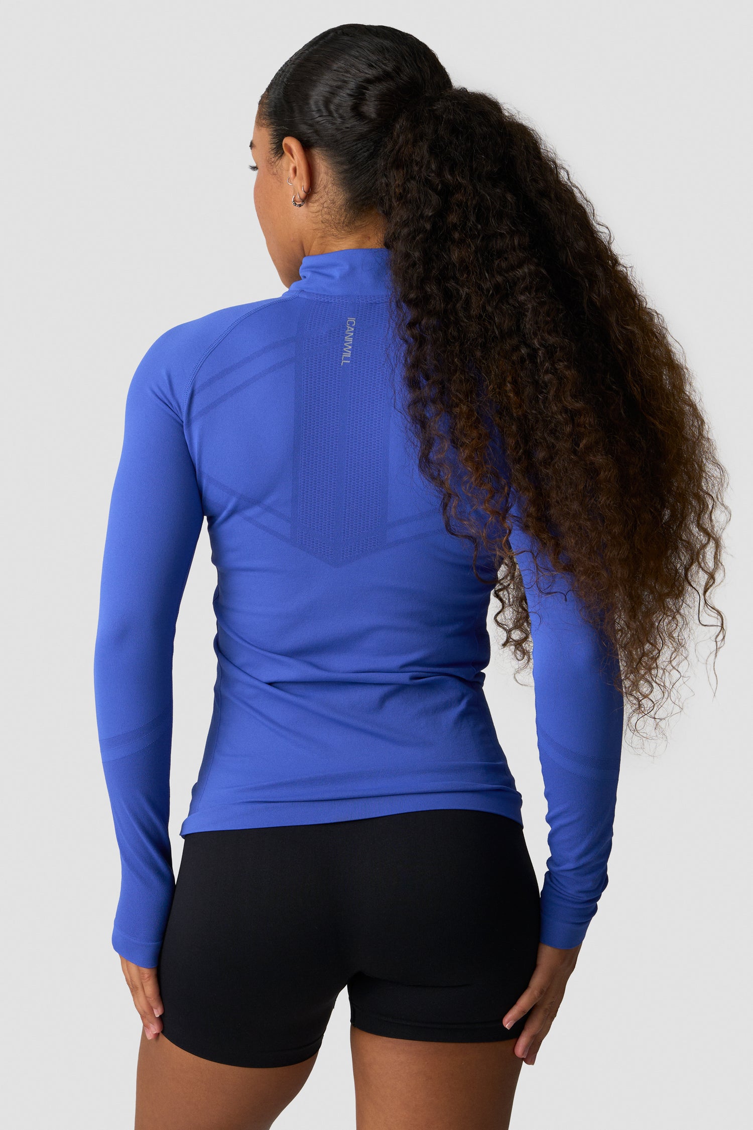 ICIW - Define Seamless 1/2 Zip