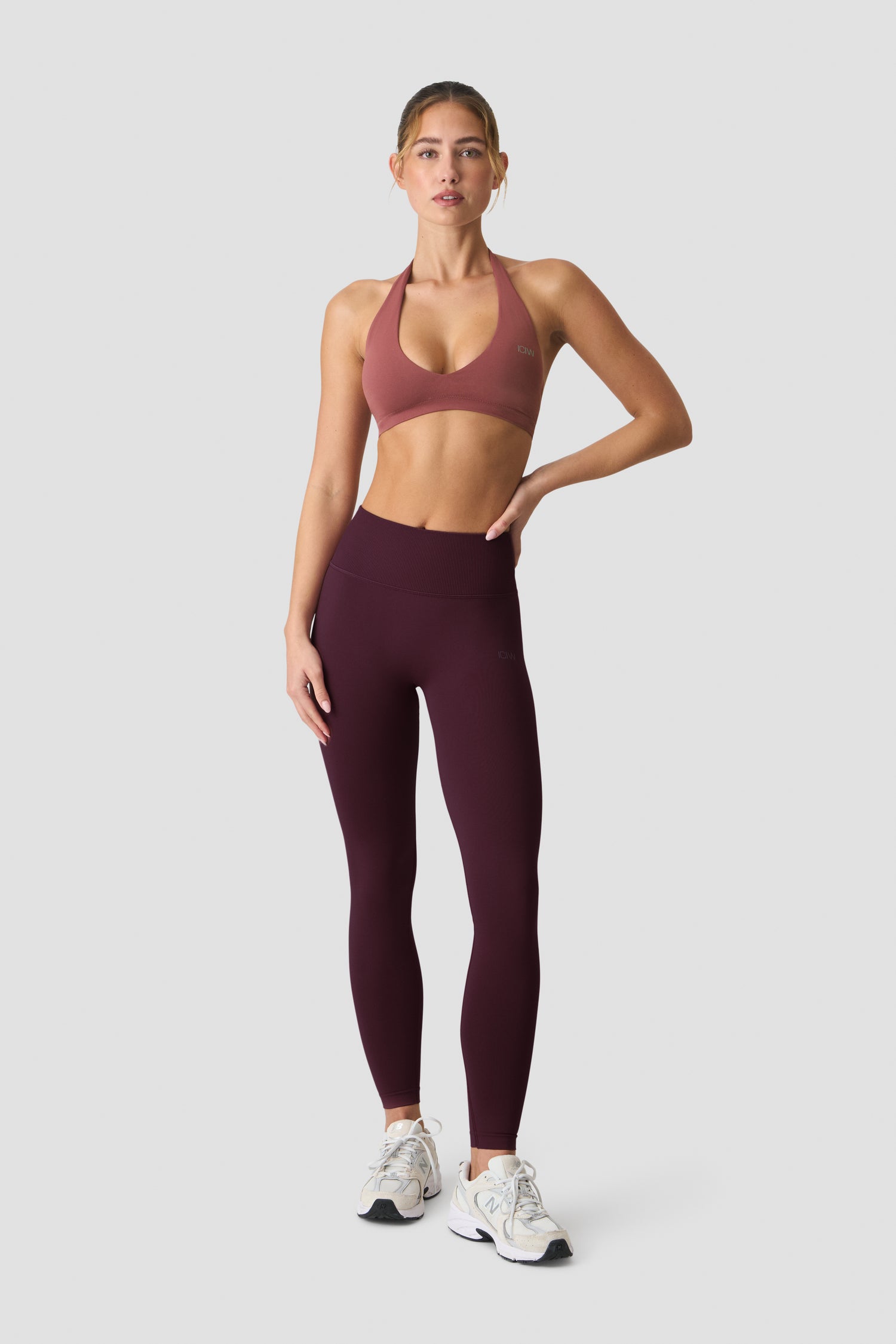 ICIW - Define Seamless Halter Sports Bra