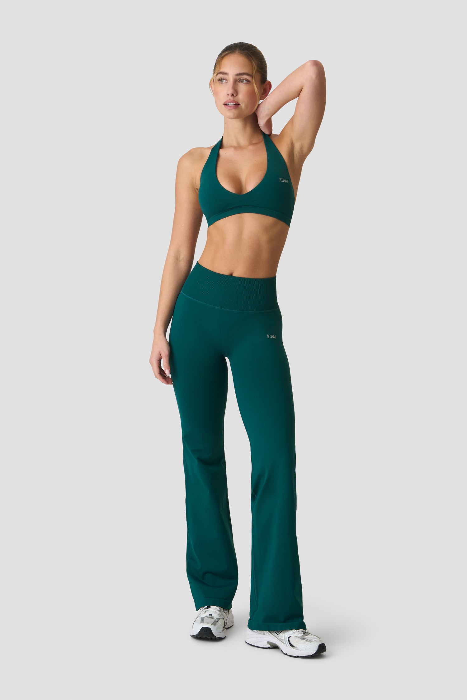 ICIW - Define Seamless Halter Sports Bra