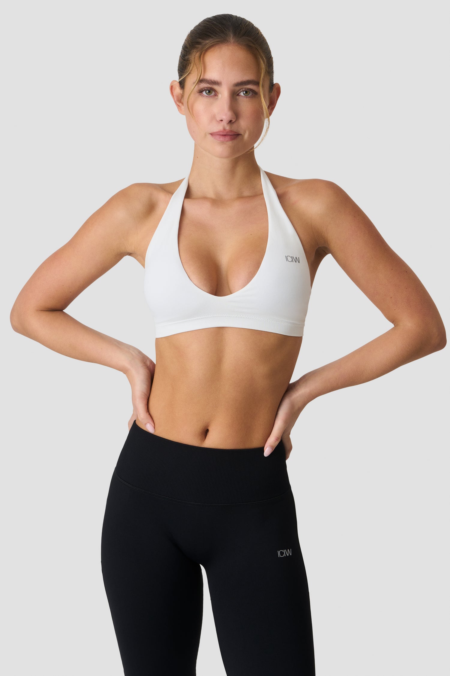 ICIW - Define Seamless Halter Sports Bra