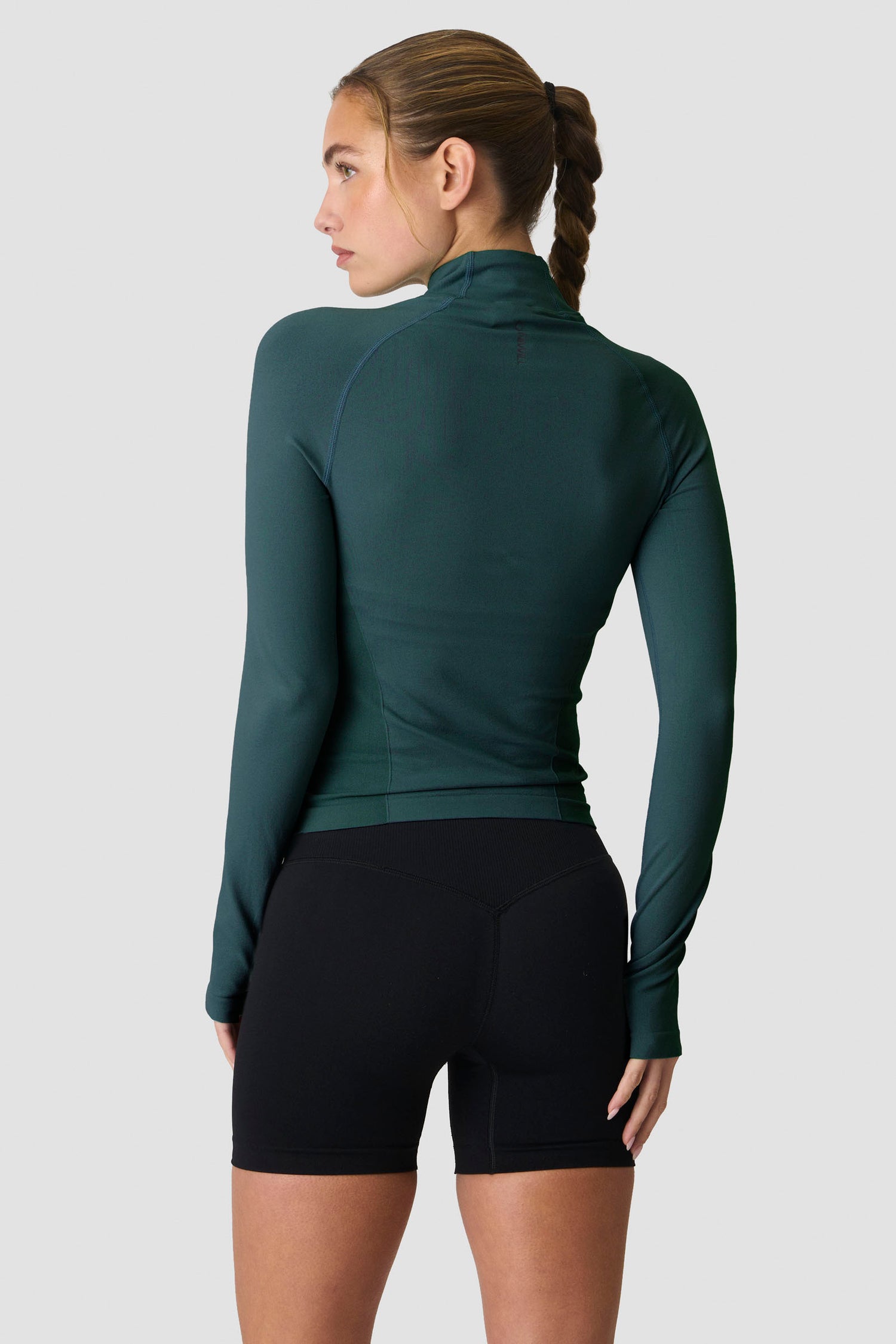 ICIW - Define Seamless Invisible 1/2 Zip LS