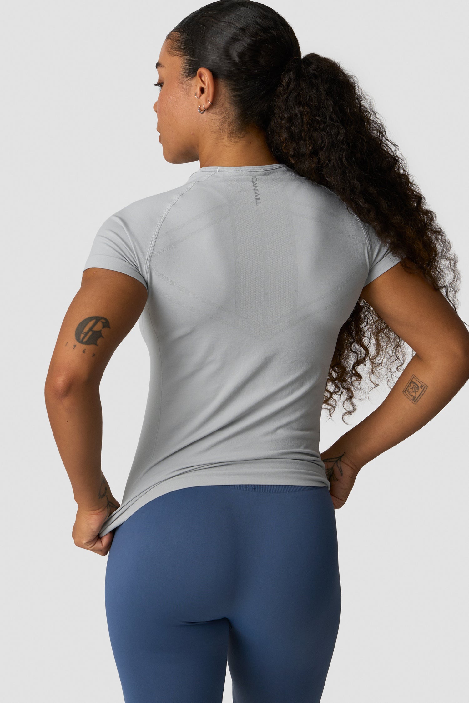 ICIW - Define Seamless T-Shirt
