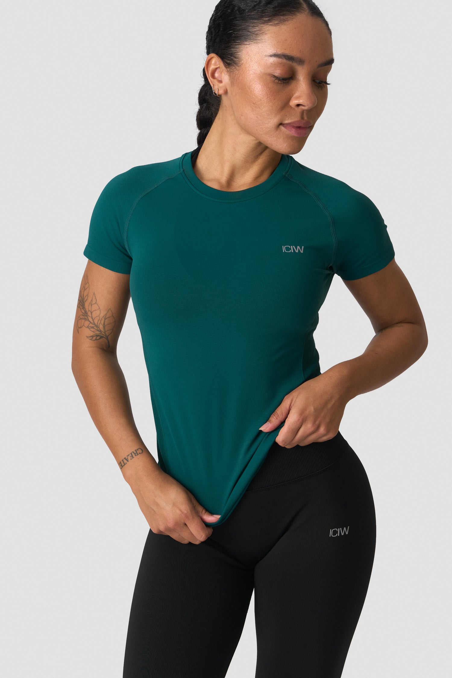 ICIW - Define Seamless T-Shirt