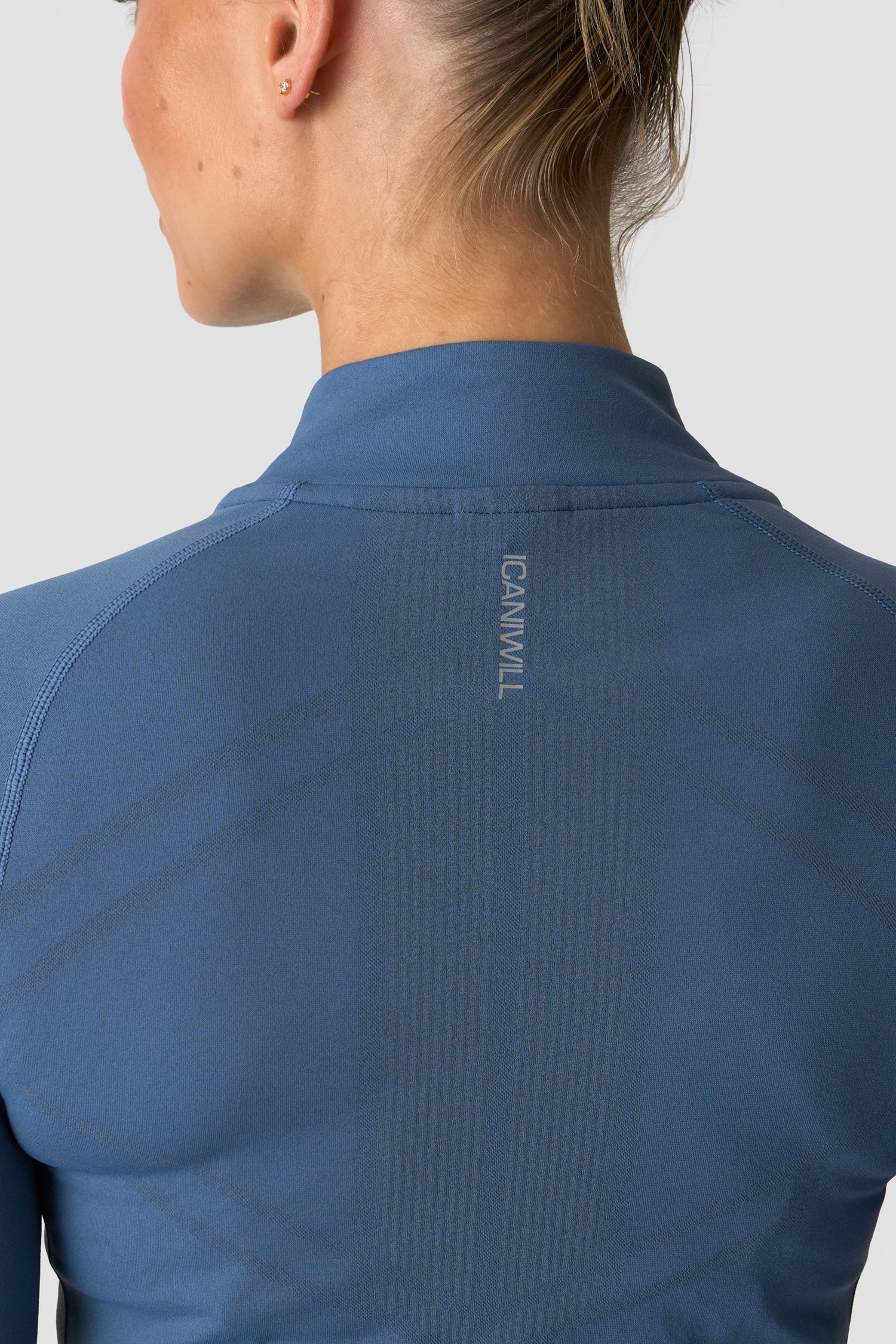 ICIW - Define Seamless Zip Long Sleeve W