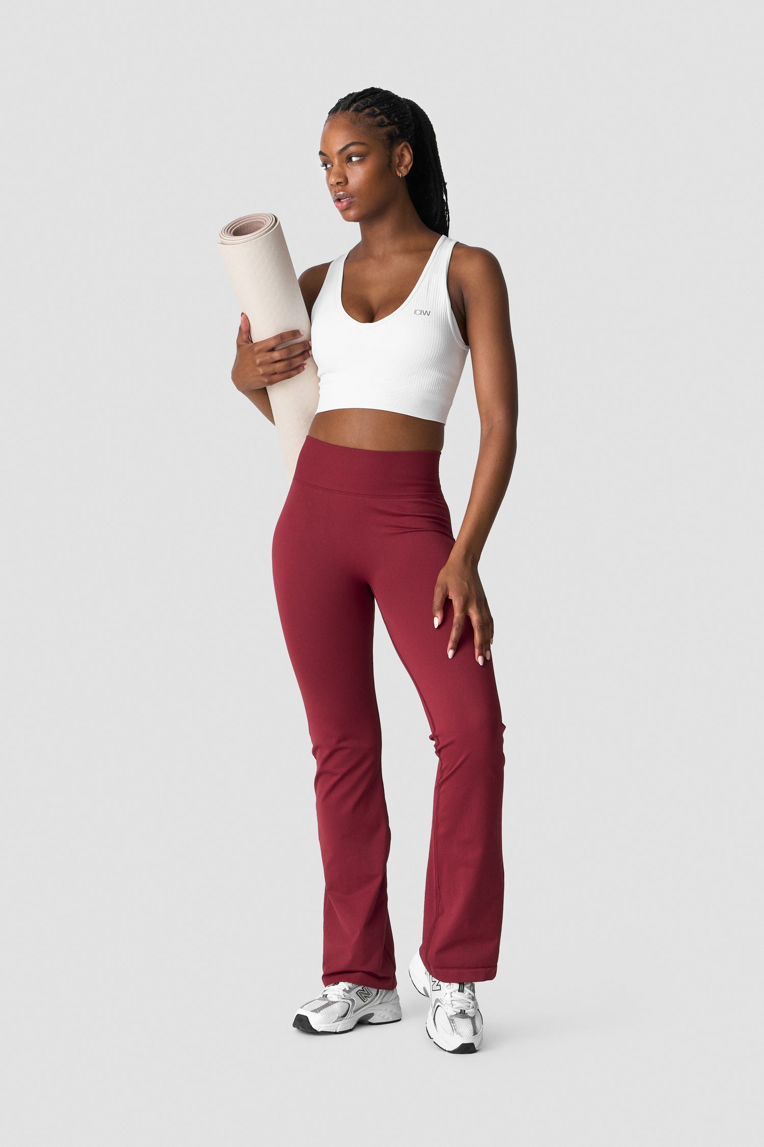 ICIW - Define Seamless Flared Tights