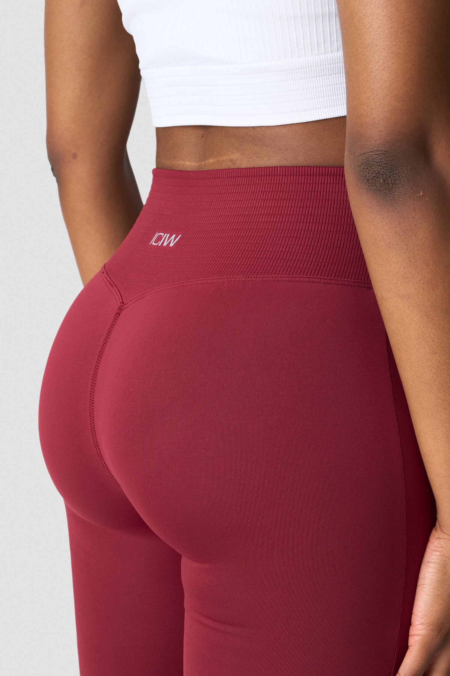 ICIW - Define Seamless Flared Tights
