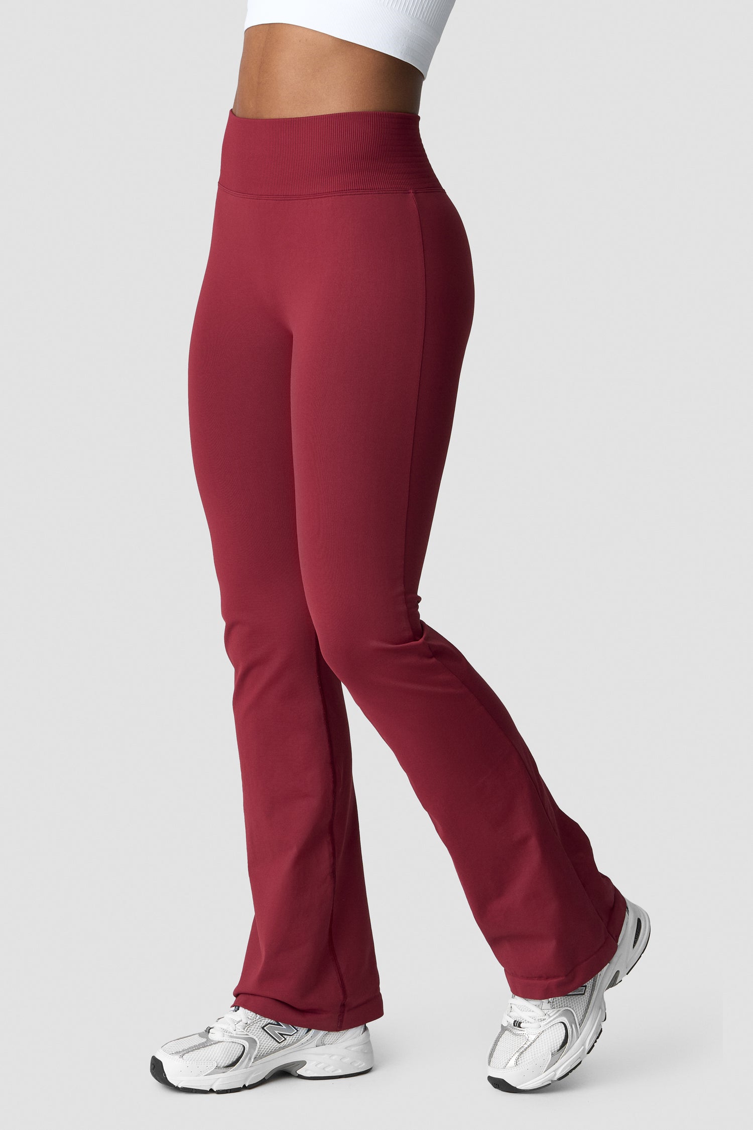 ICIW - Define Seamless Flared Tights