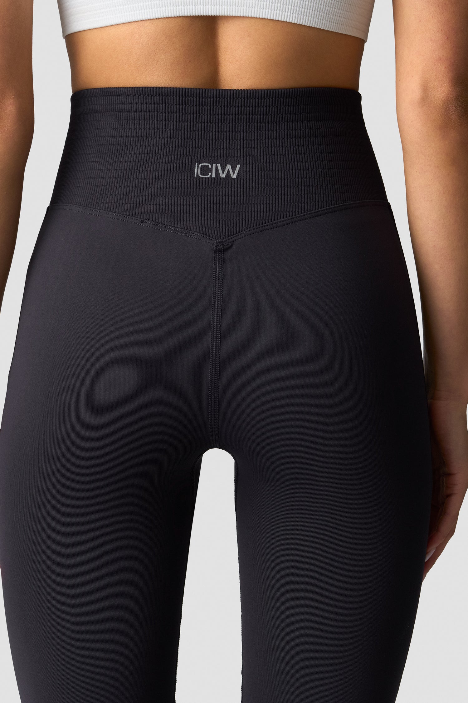 ICIW - Define Seamless Flared Tights