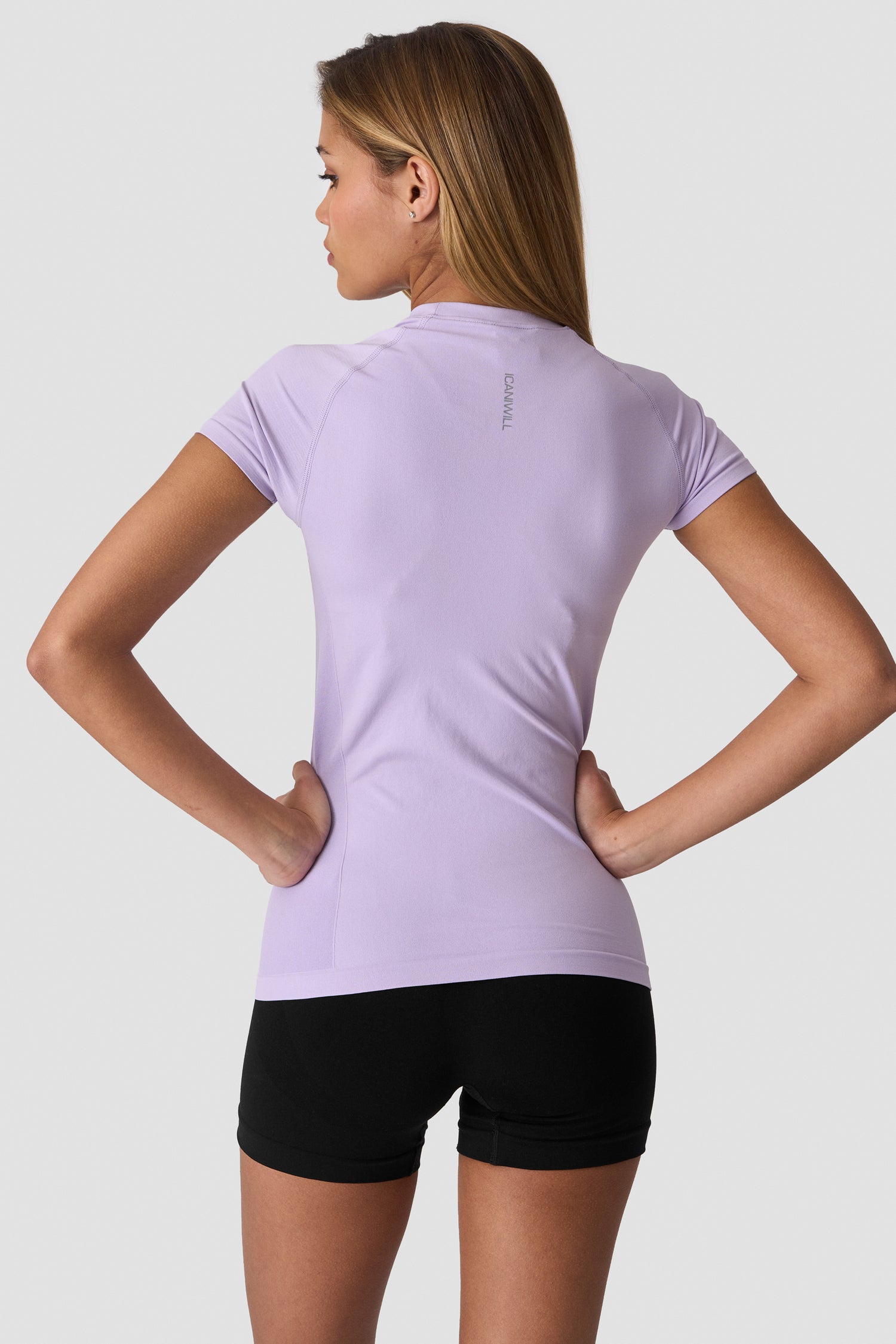 ICIW - Define Seamless T-Shirt