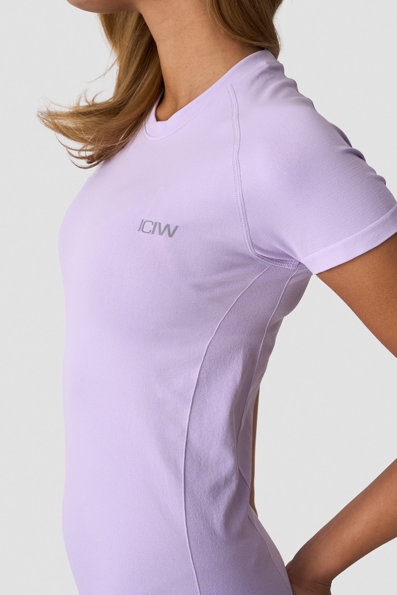 ICIW - Define Seamless T-Shirt