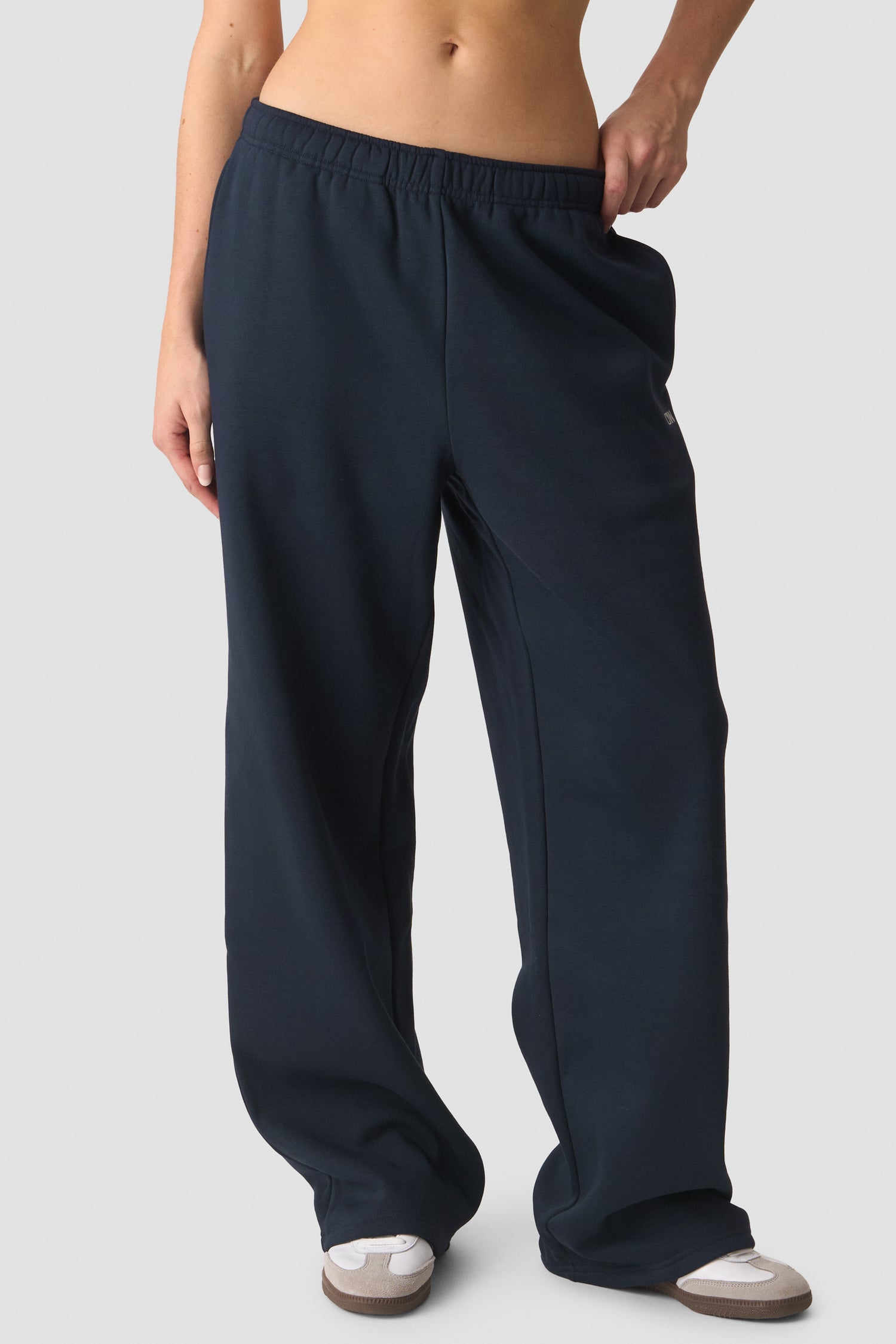 ICIW - Everyday Straight Leg Sweat Pants W