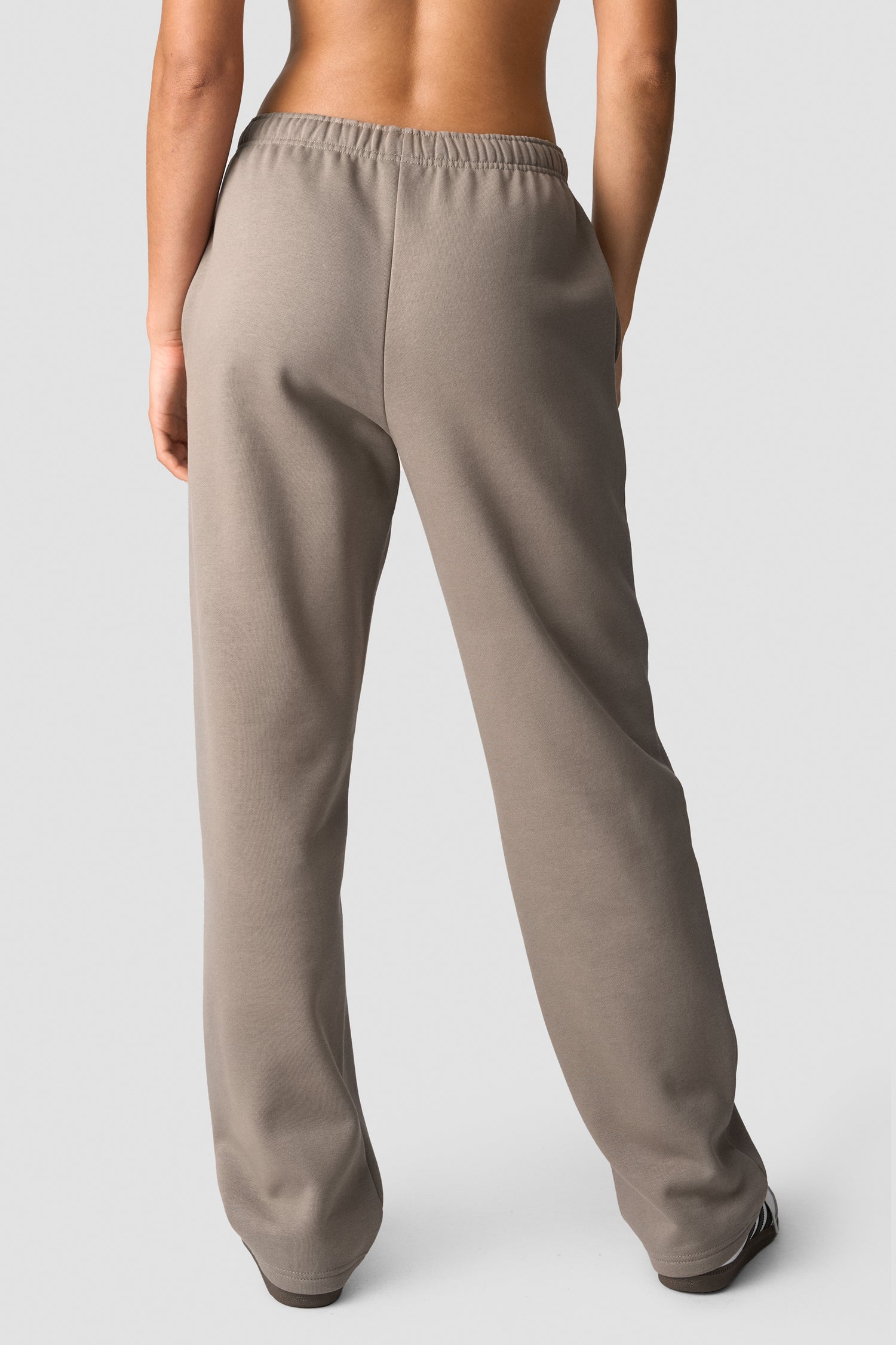 ICIW - Everyday Straight Leg Sweat Pants