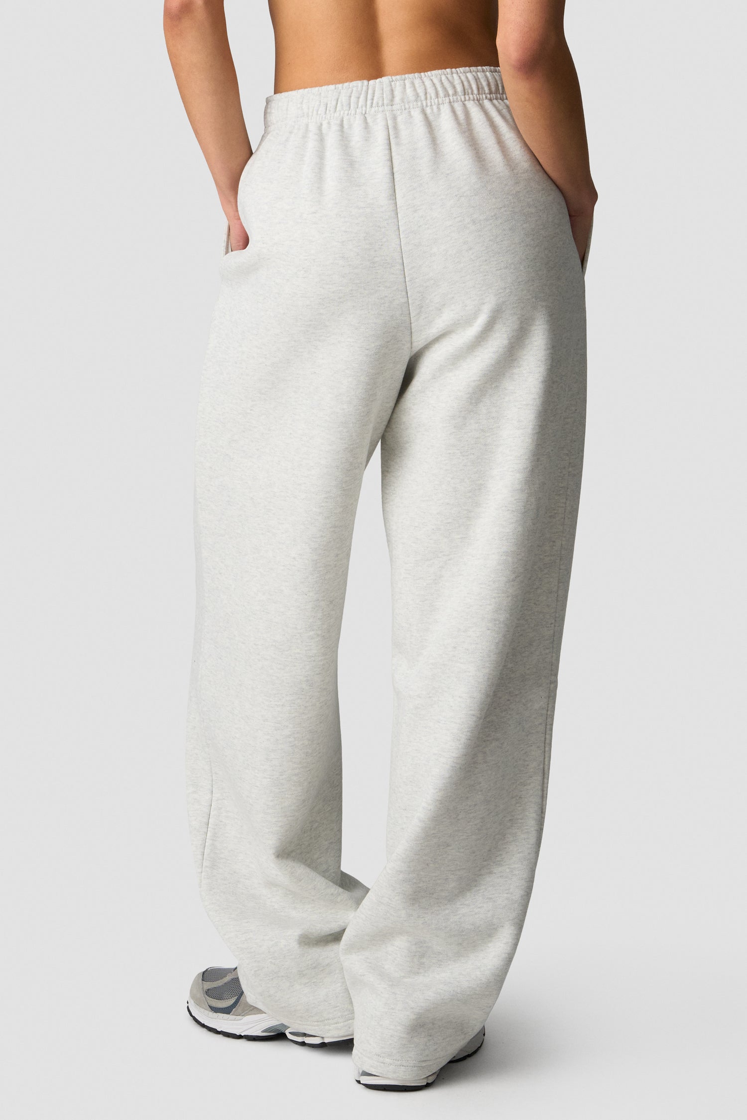 ICIW - Everyday Straight Leg Sweat Pants