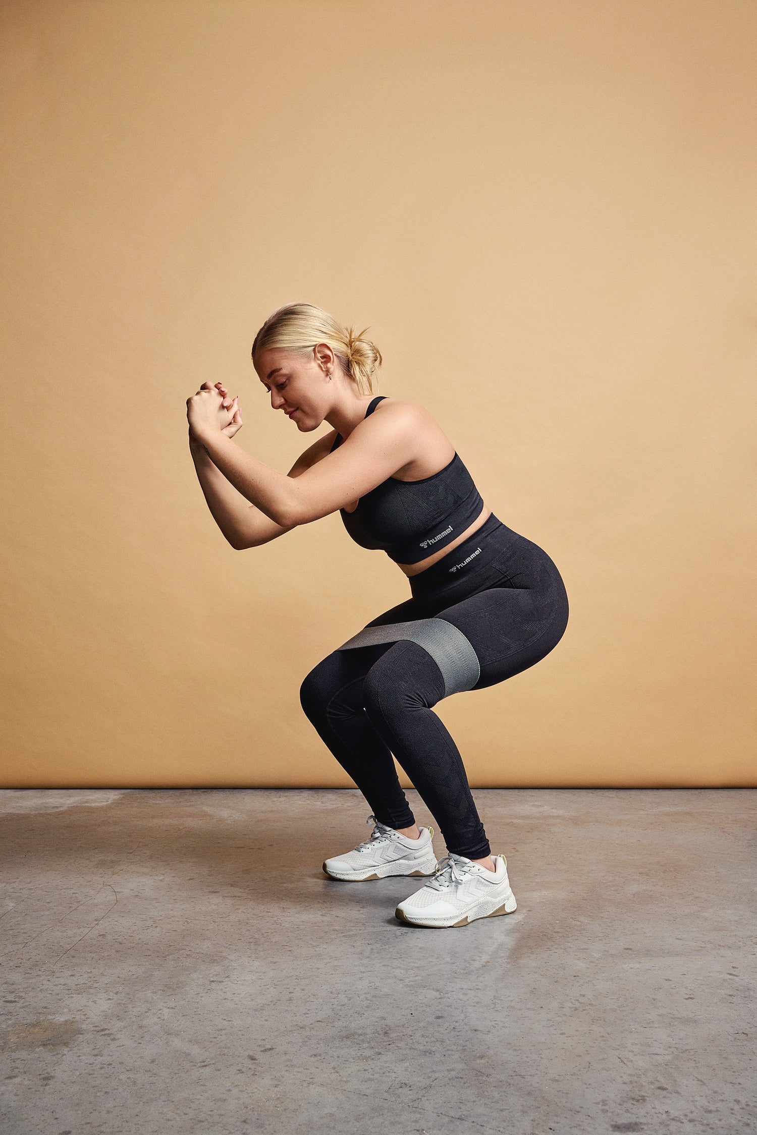 HML - CLEA Seamless Sports Top