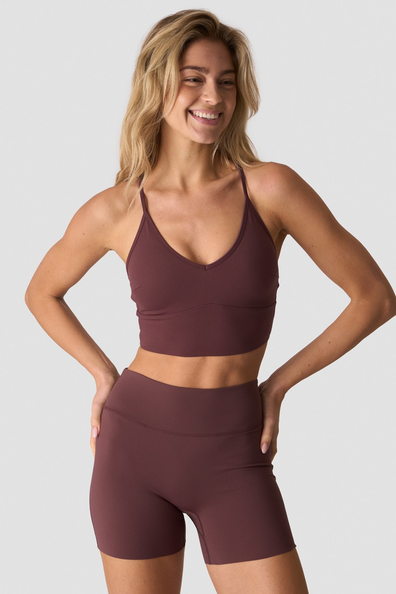 ICIW - Nimble Adjustable Strappy Sports Bra