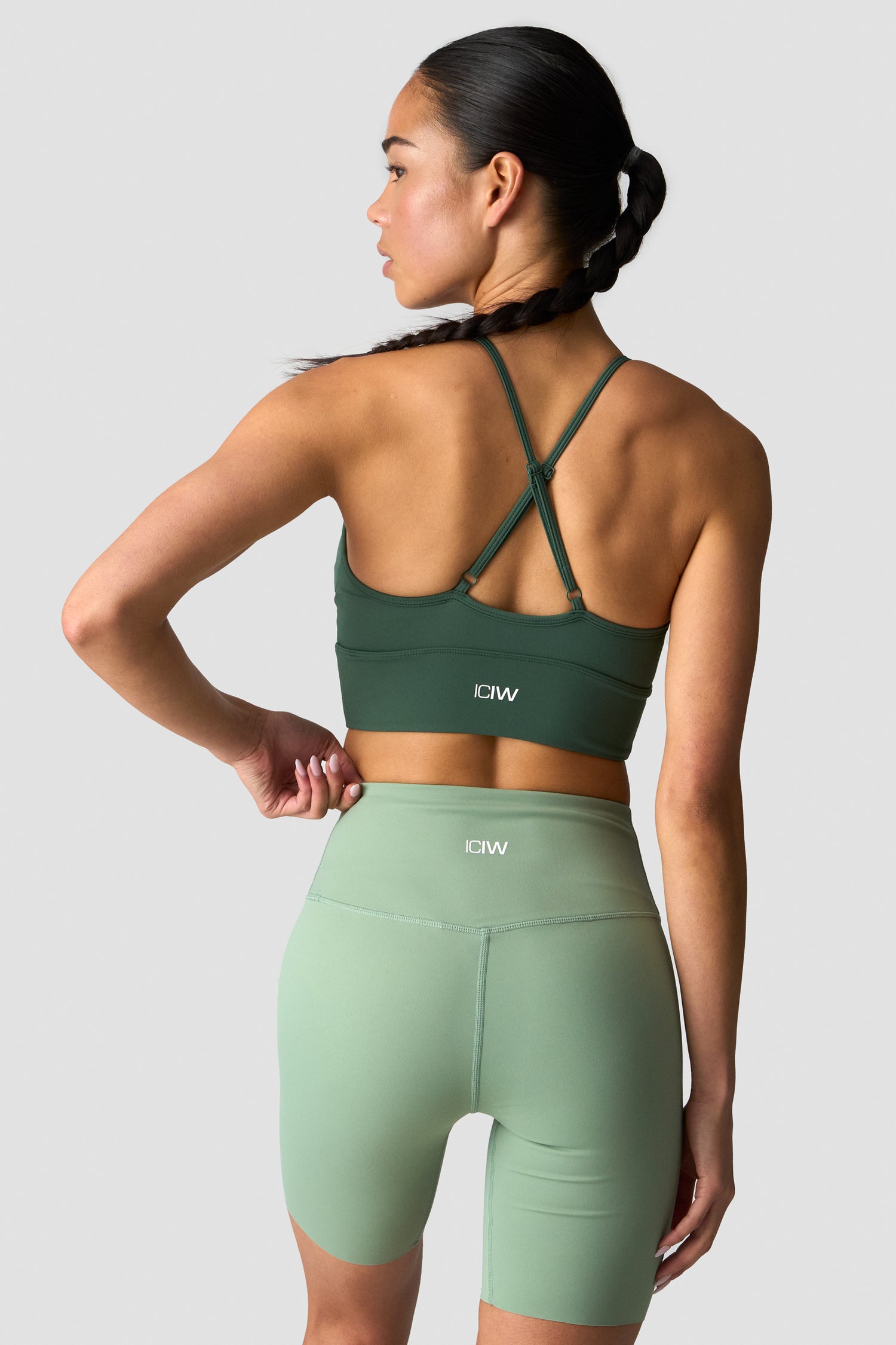 ICIW - Nimble Adjustable Strappy Sports Bra
