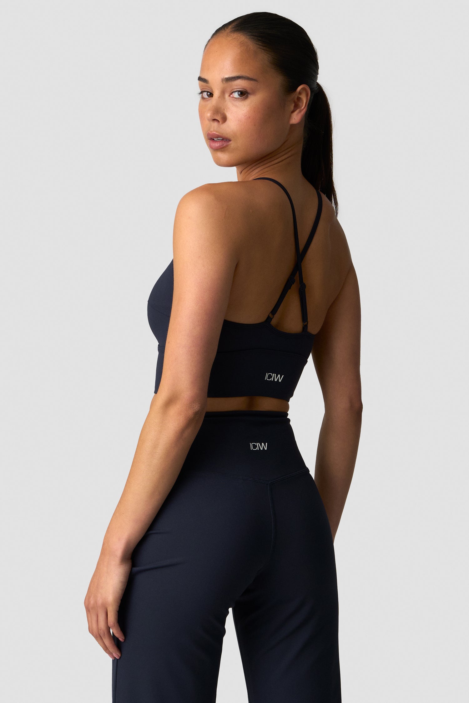 ICIW - Nimble Adjustable Strappy Sports Bra