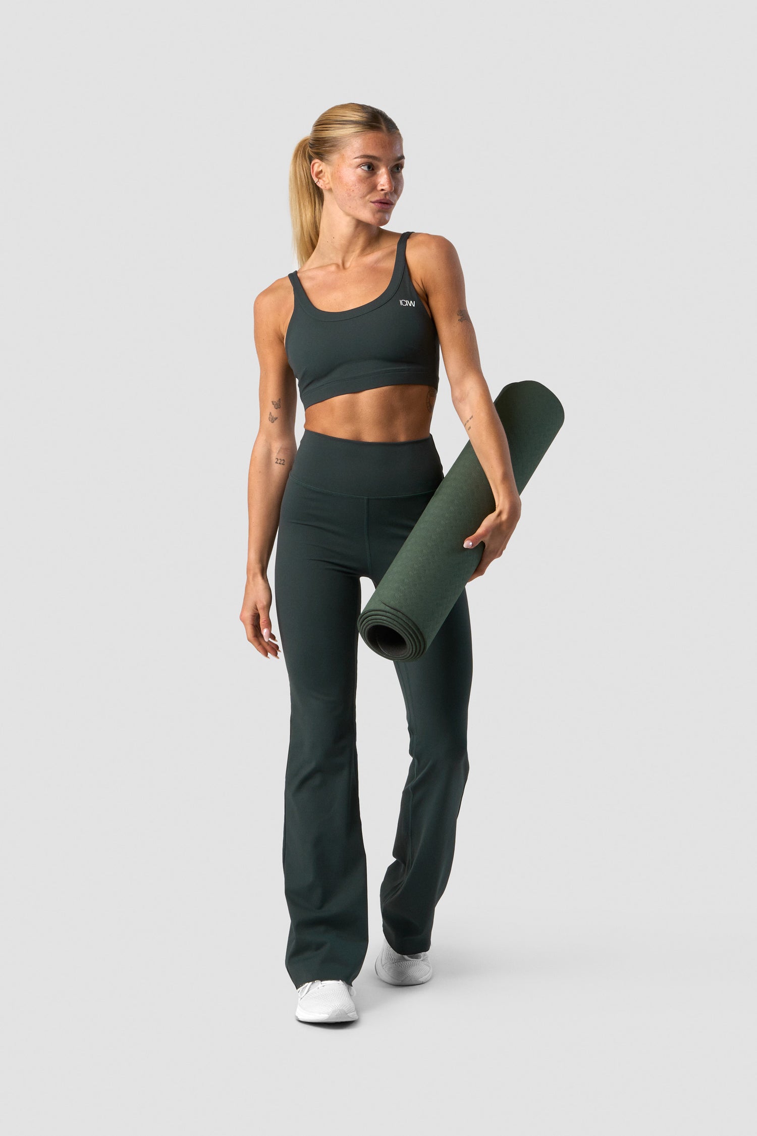 ICIW - Nimble Flared Tights