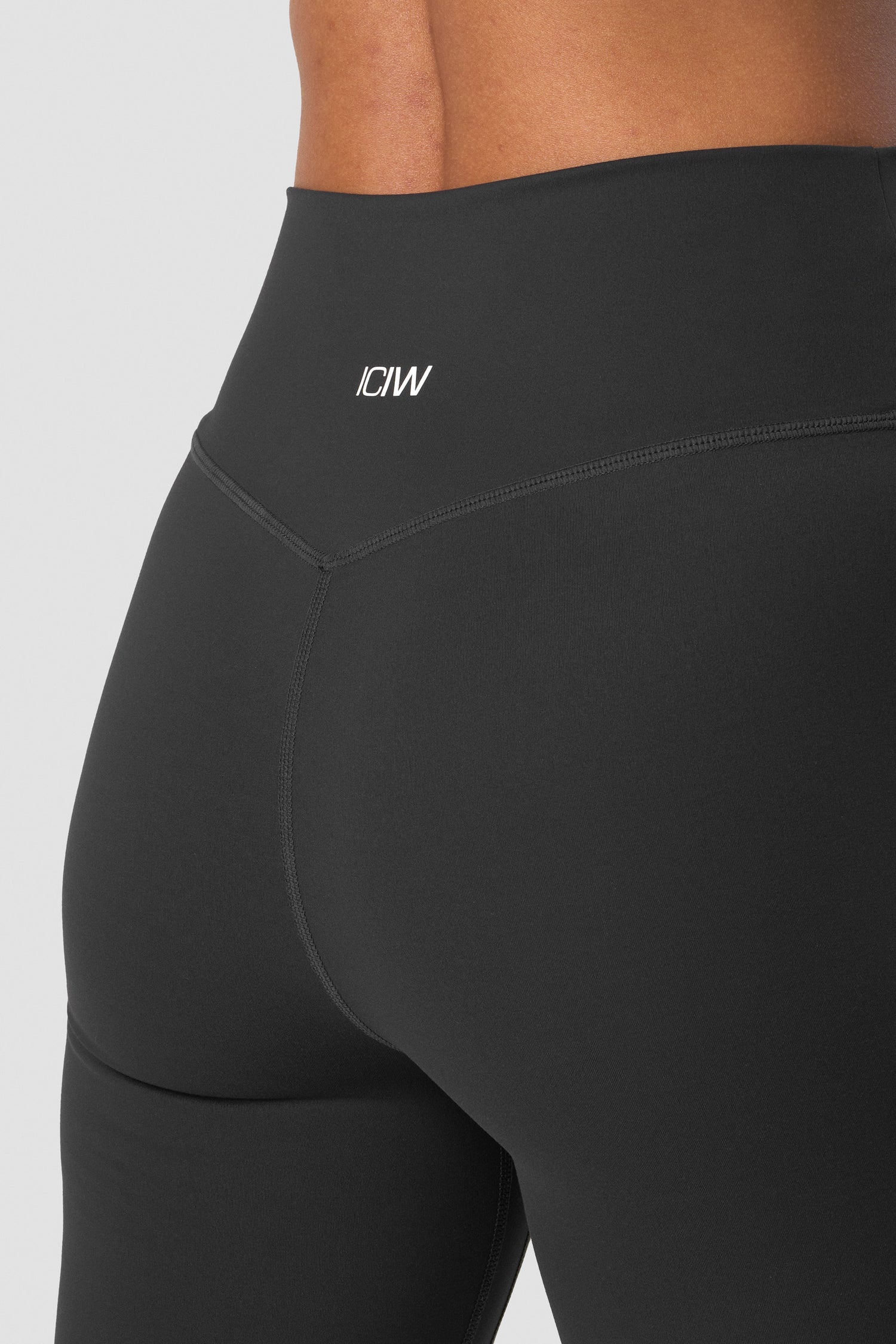 ICIW - Nimble Flared Tights