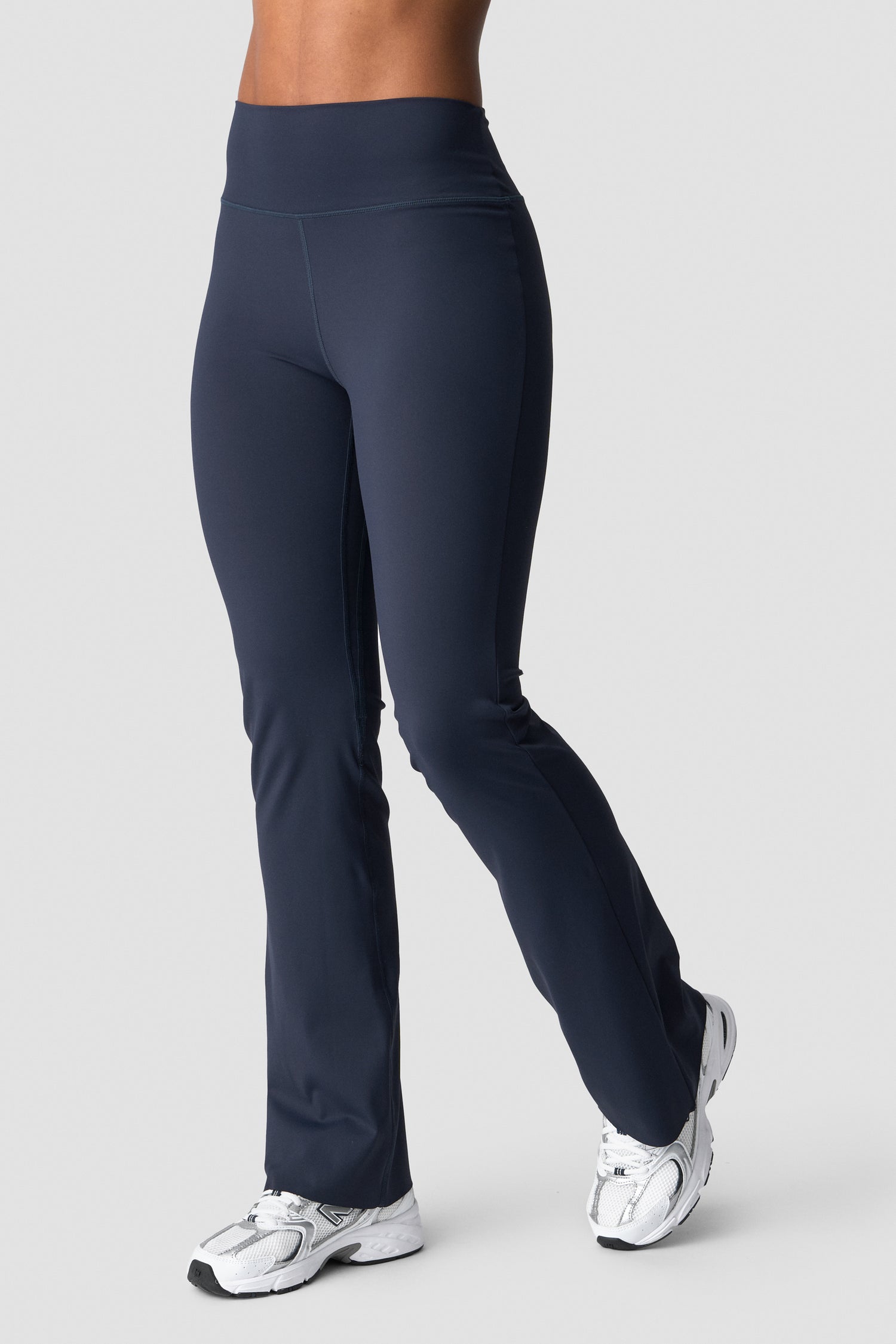 ICIW - Nimble Flared Tights