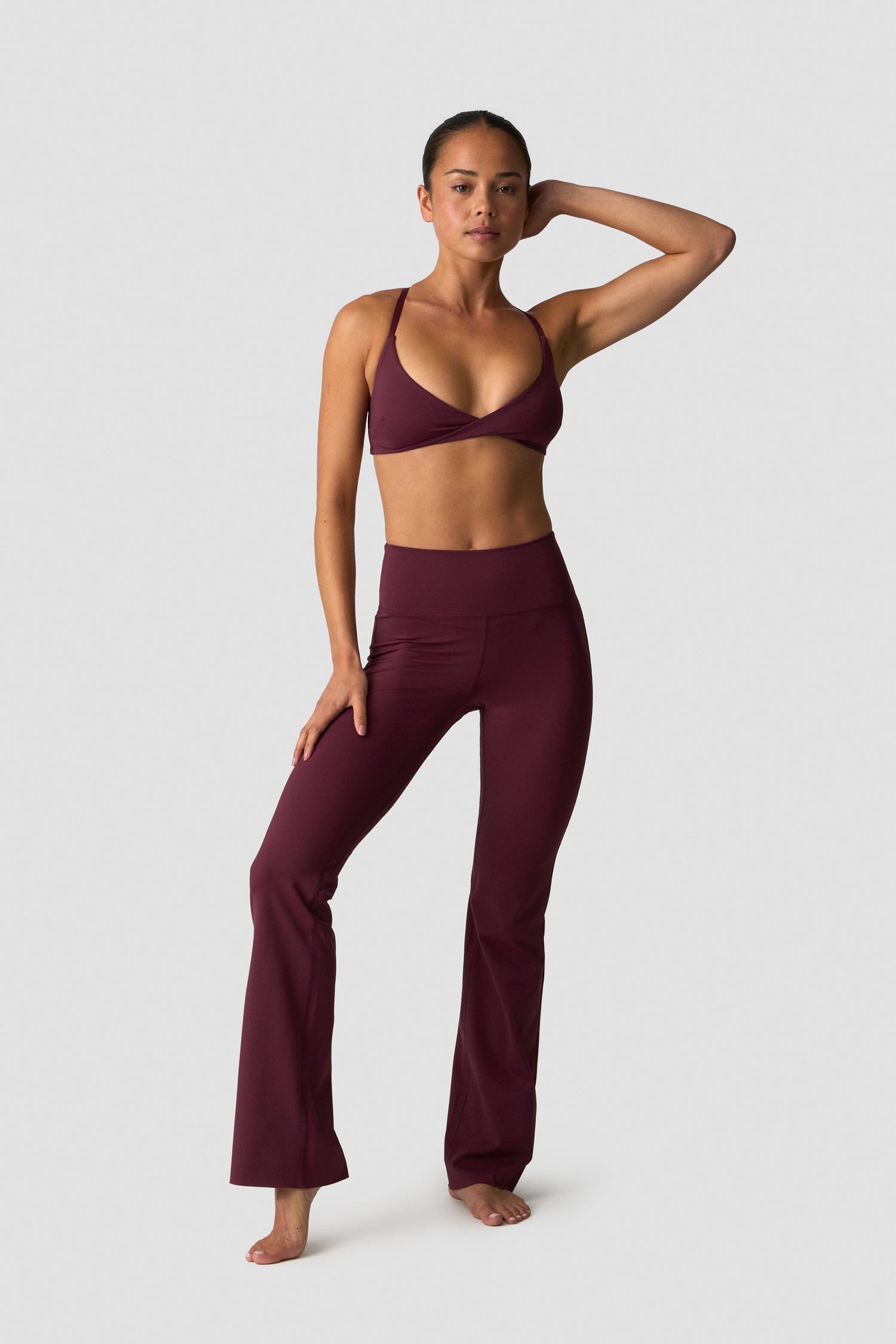 ICIW - Nimble Twist sports Bra