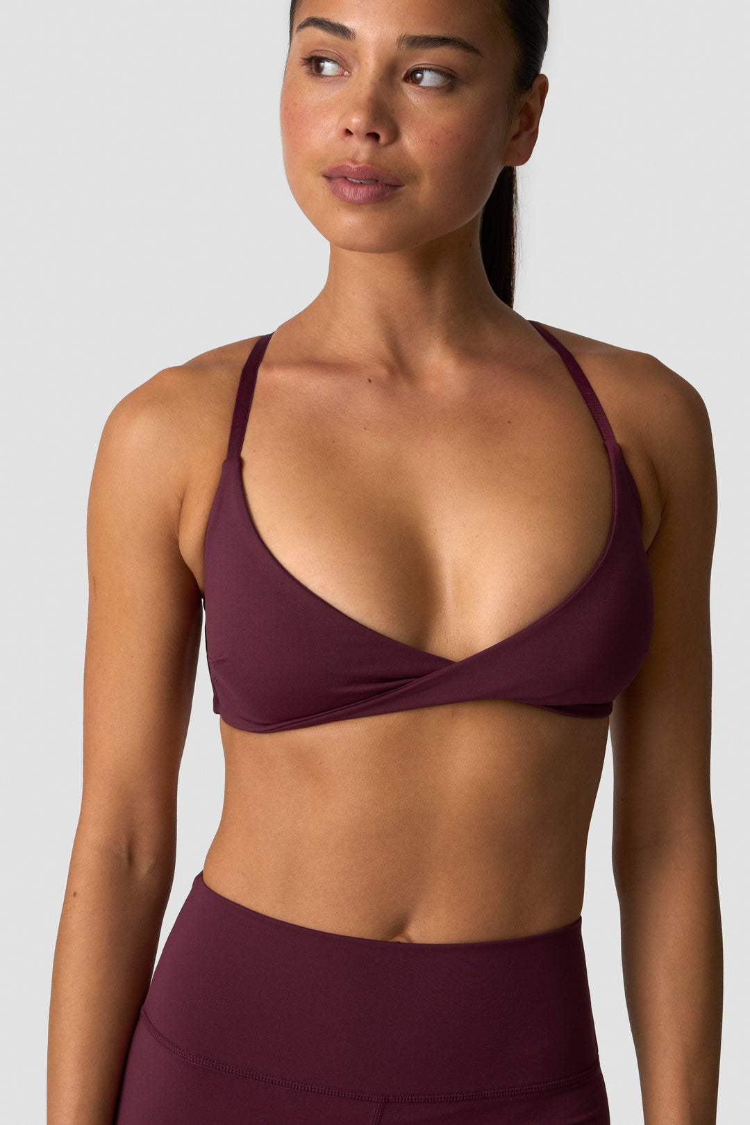 ICIW - Nimble Twist sports Bra