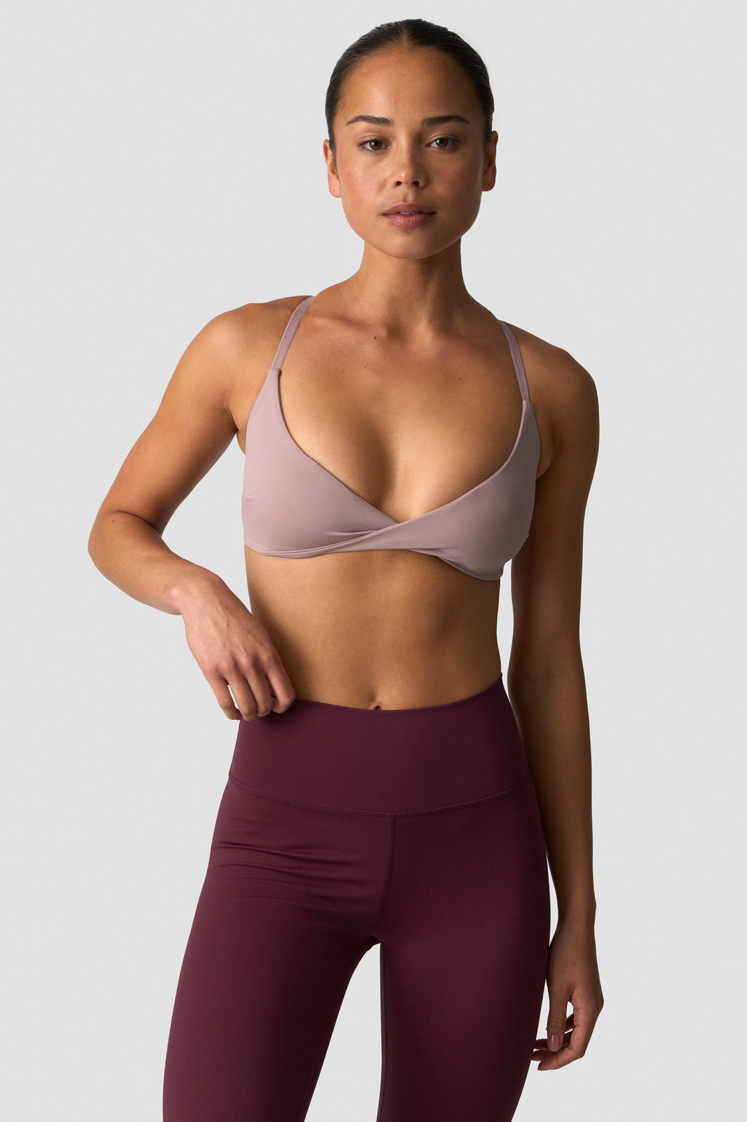ICIW - Nimble Twist sports Bra