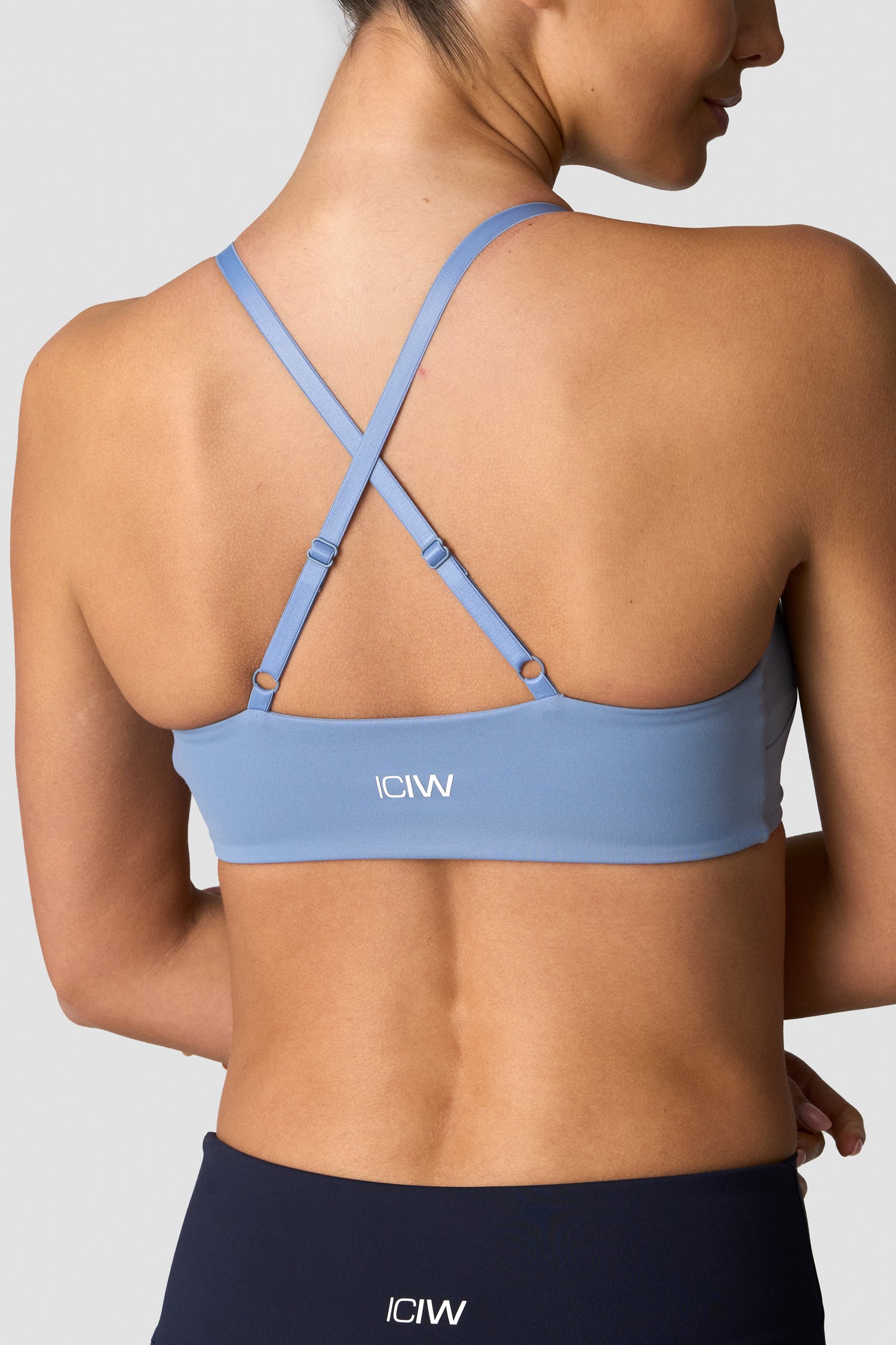 ICIW - Nimble Twist sports Bra