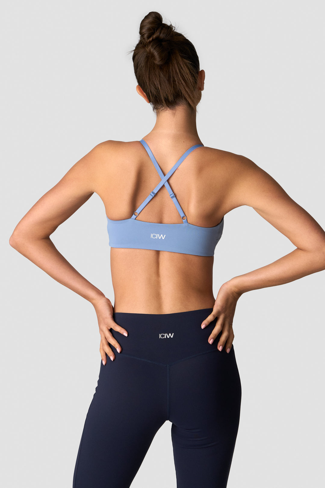 ICIW - Nimble Twist sports Bra