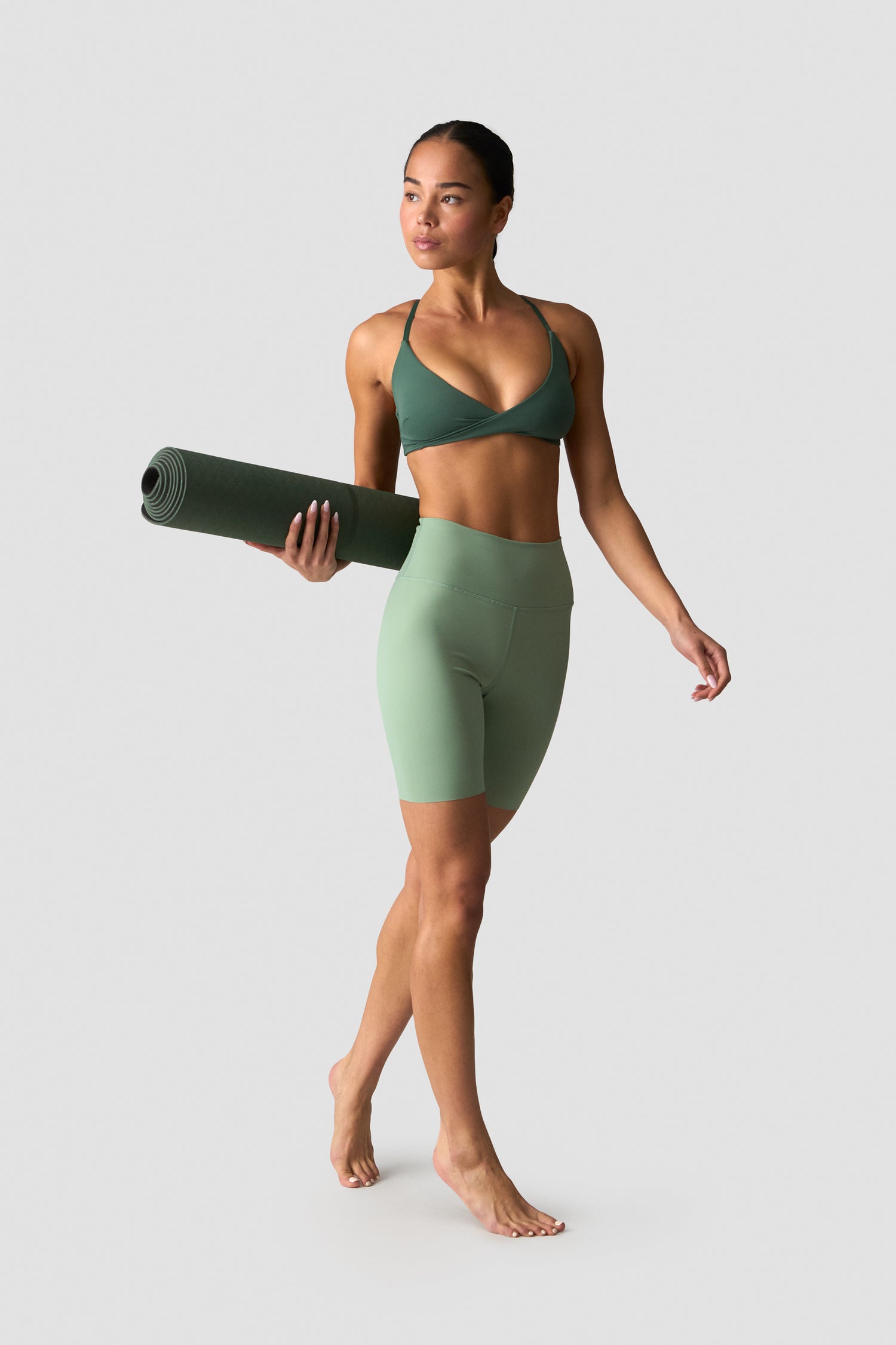 ICIW - Nimble Twist sports Bra