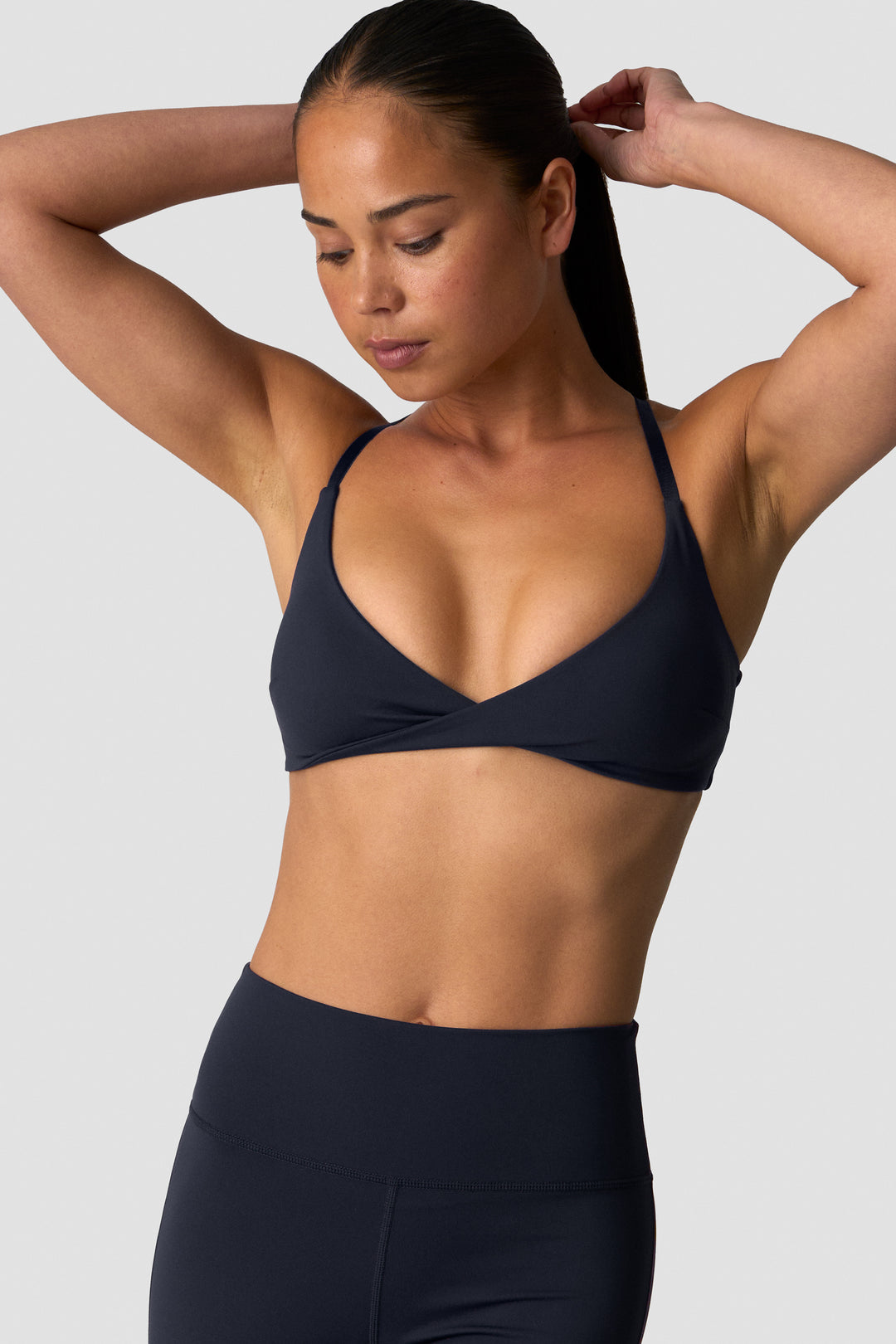 ICIW - Nimble Twist sports Bra