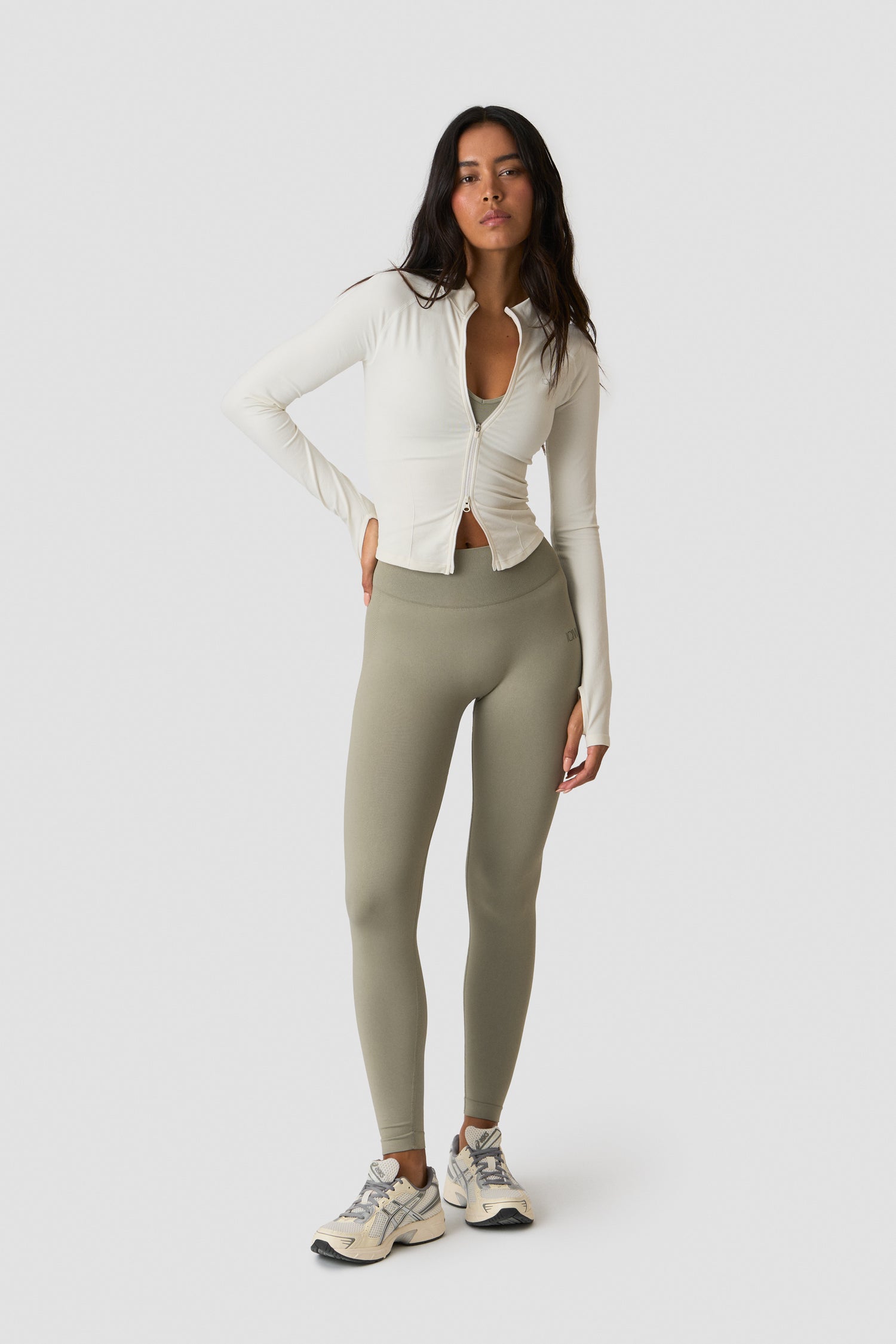 ICIW - Sculpt Seamless 2-Way Zip