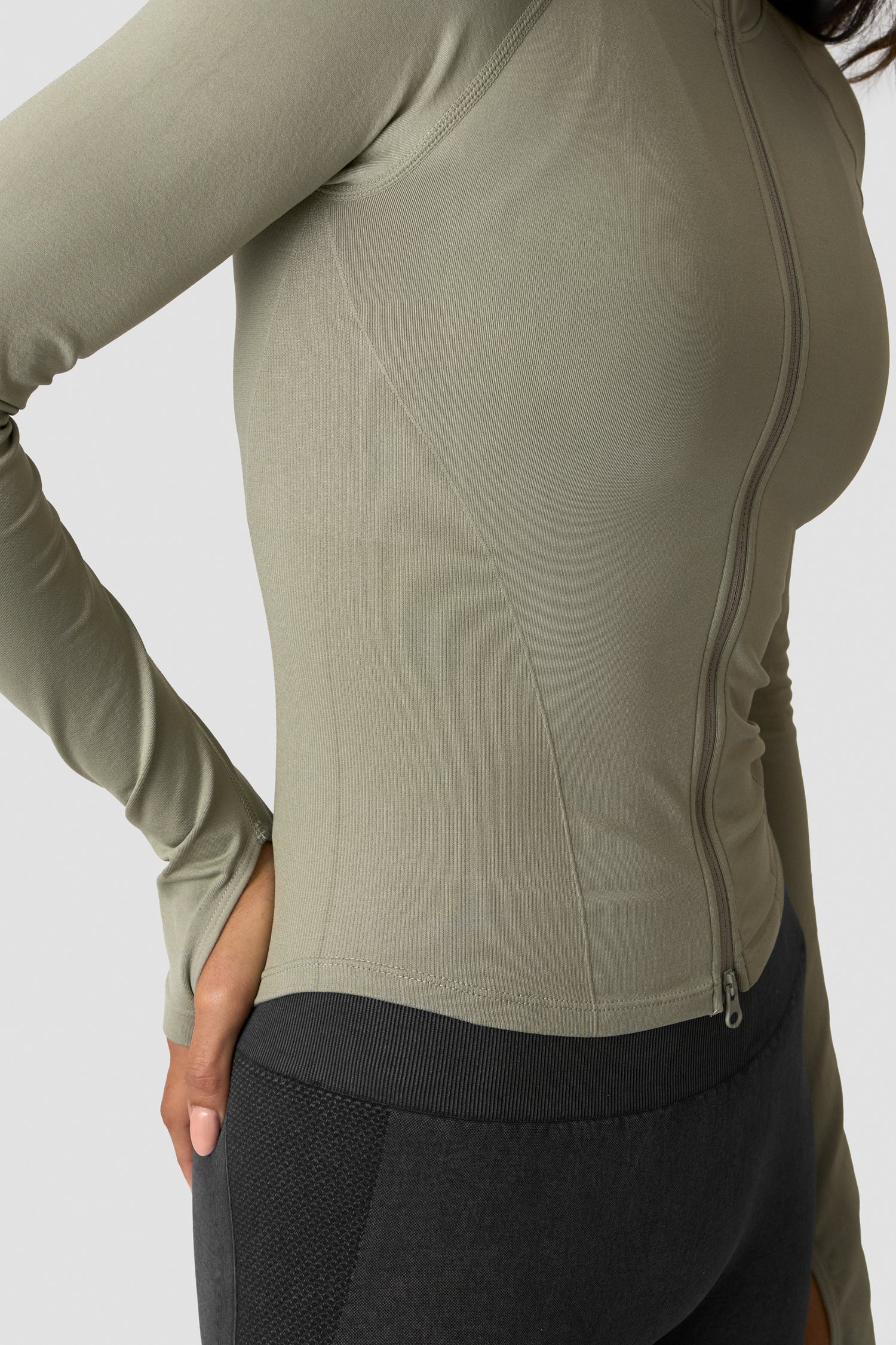 ICIW - Sculpt Seamless 2-Way Zip