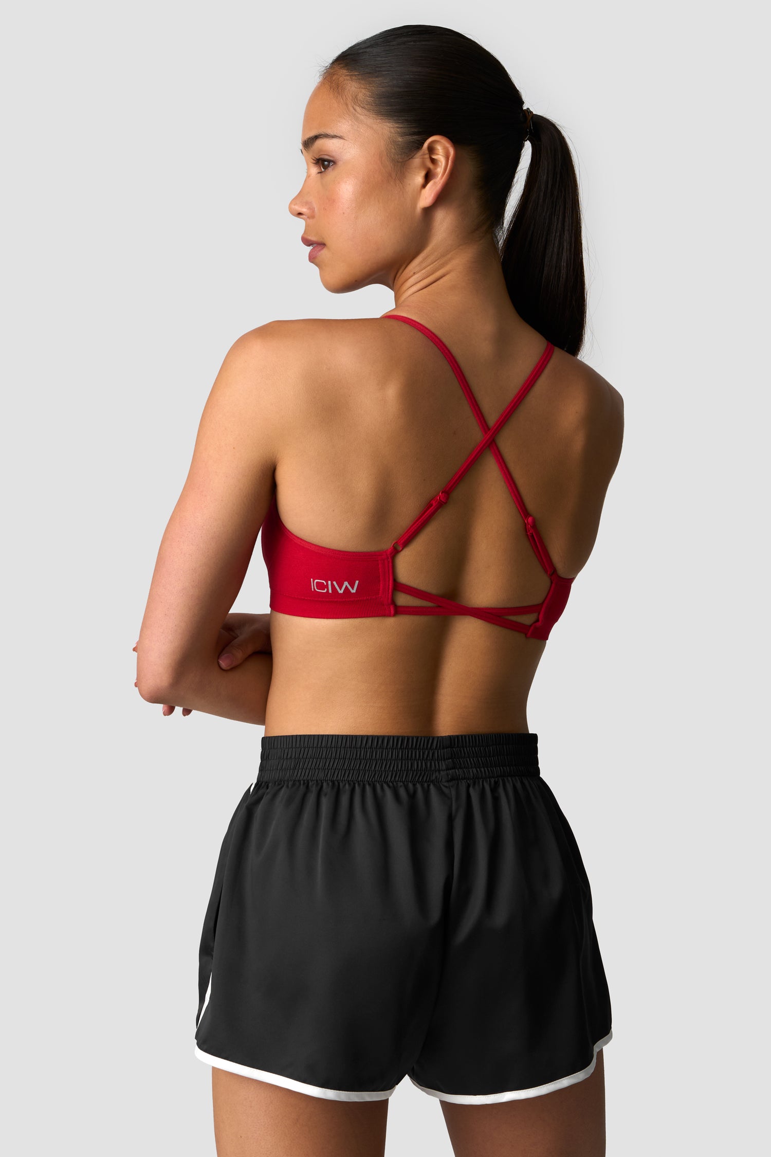ICIW - Smooth Seamless Strappy Sports Bra